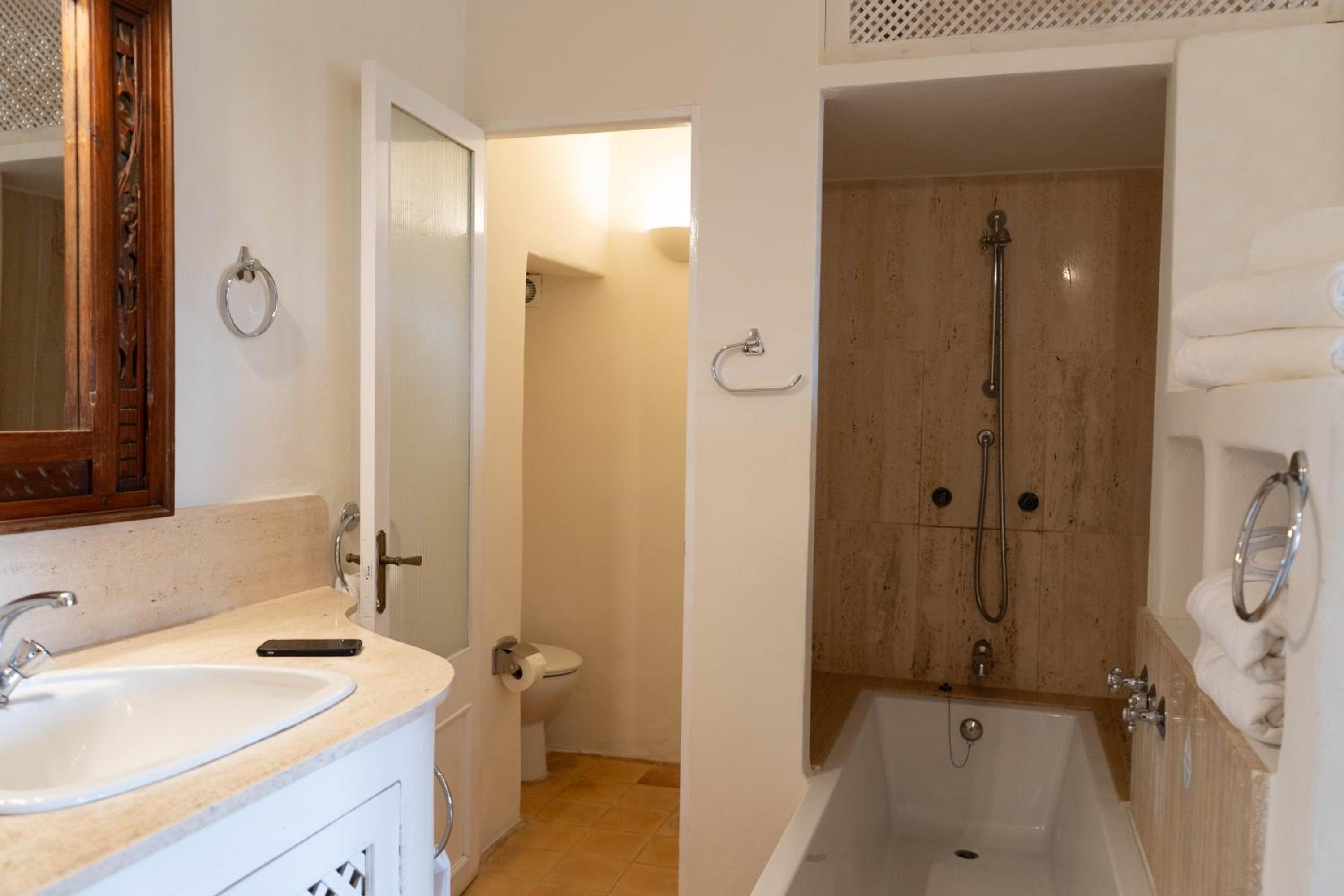 Standard Double or Twin Room Golf Not Included photo 2