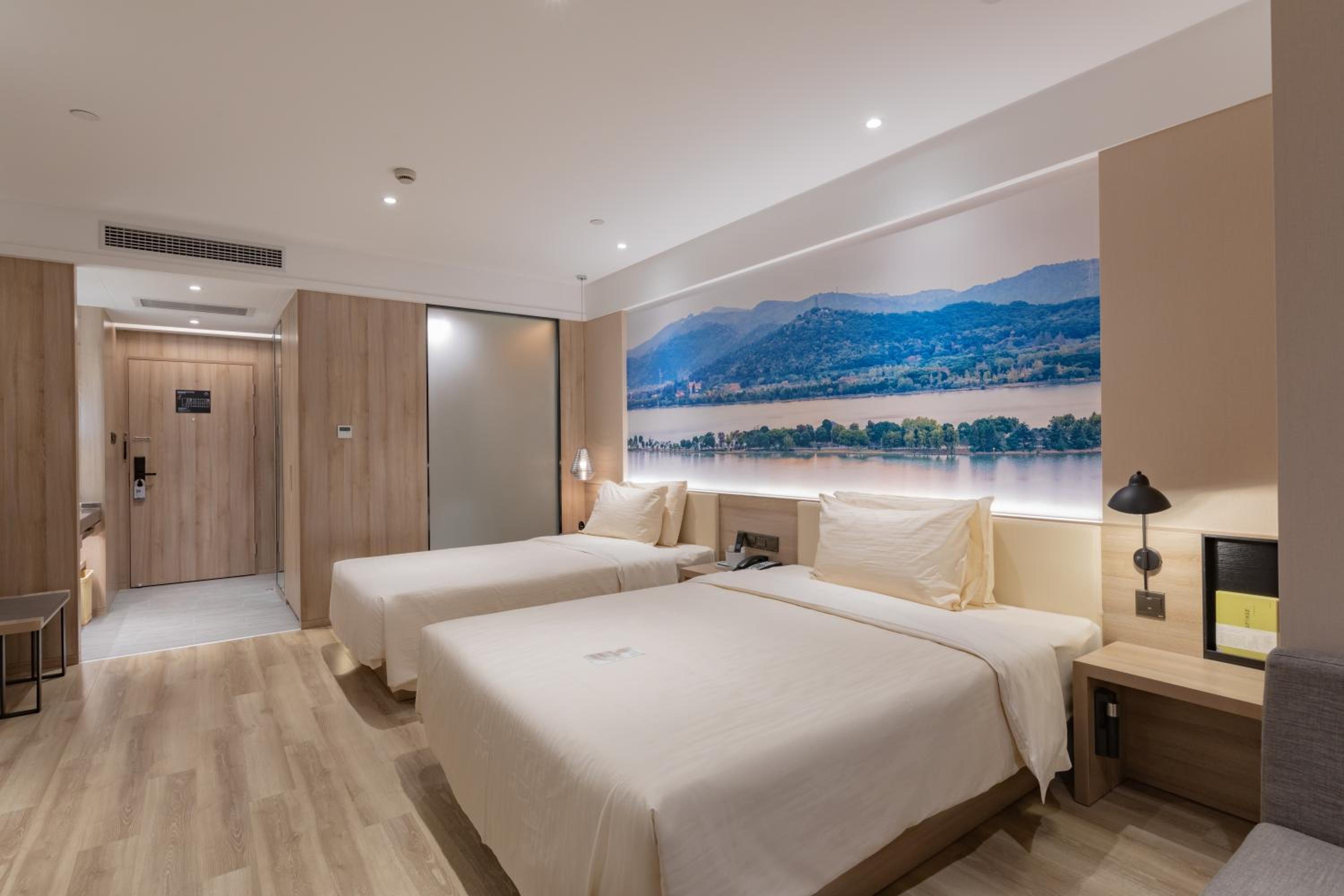 Superior Twin Room - Photo 1