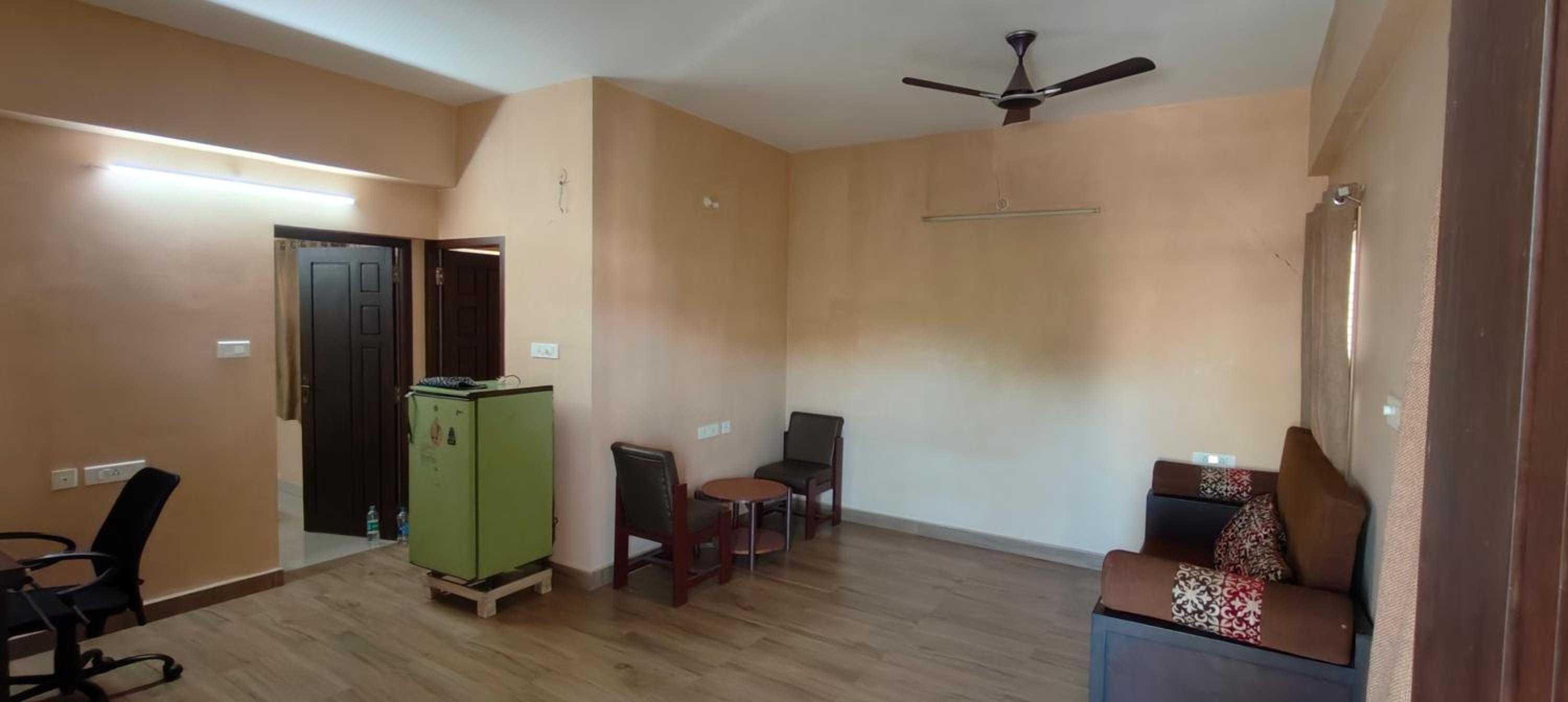 Deluxe One-Bedroom Apartment photo 3