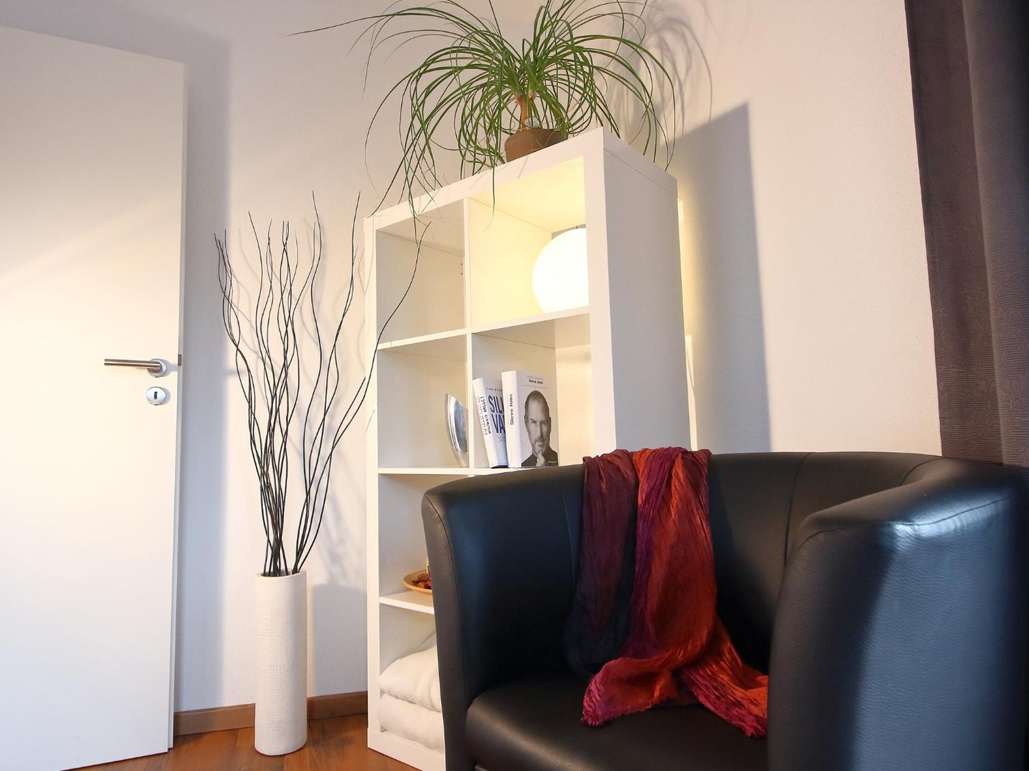 Apartment with Terrace - Photo 12