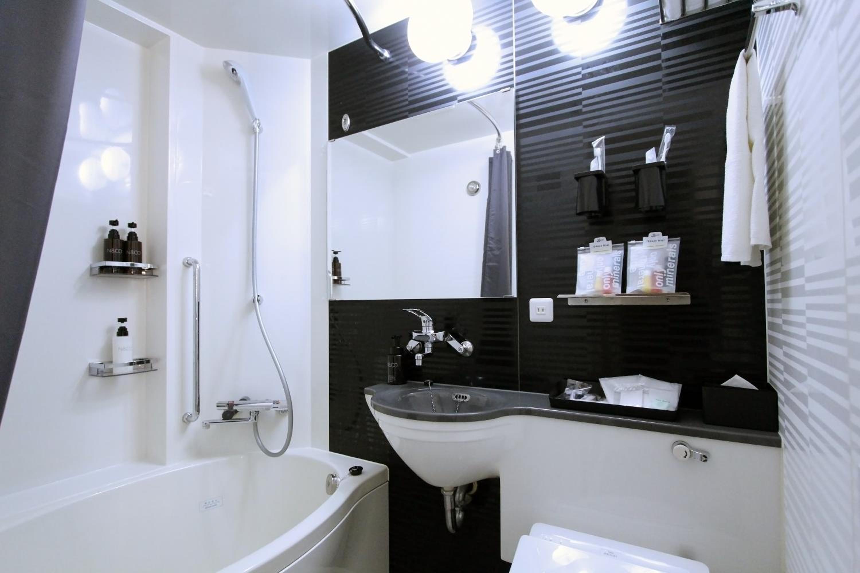 [YA-MAN x KOKO] Face Elevator Semi Double Room  - Yaman Room - photo 3