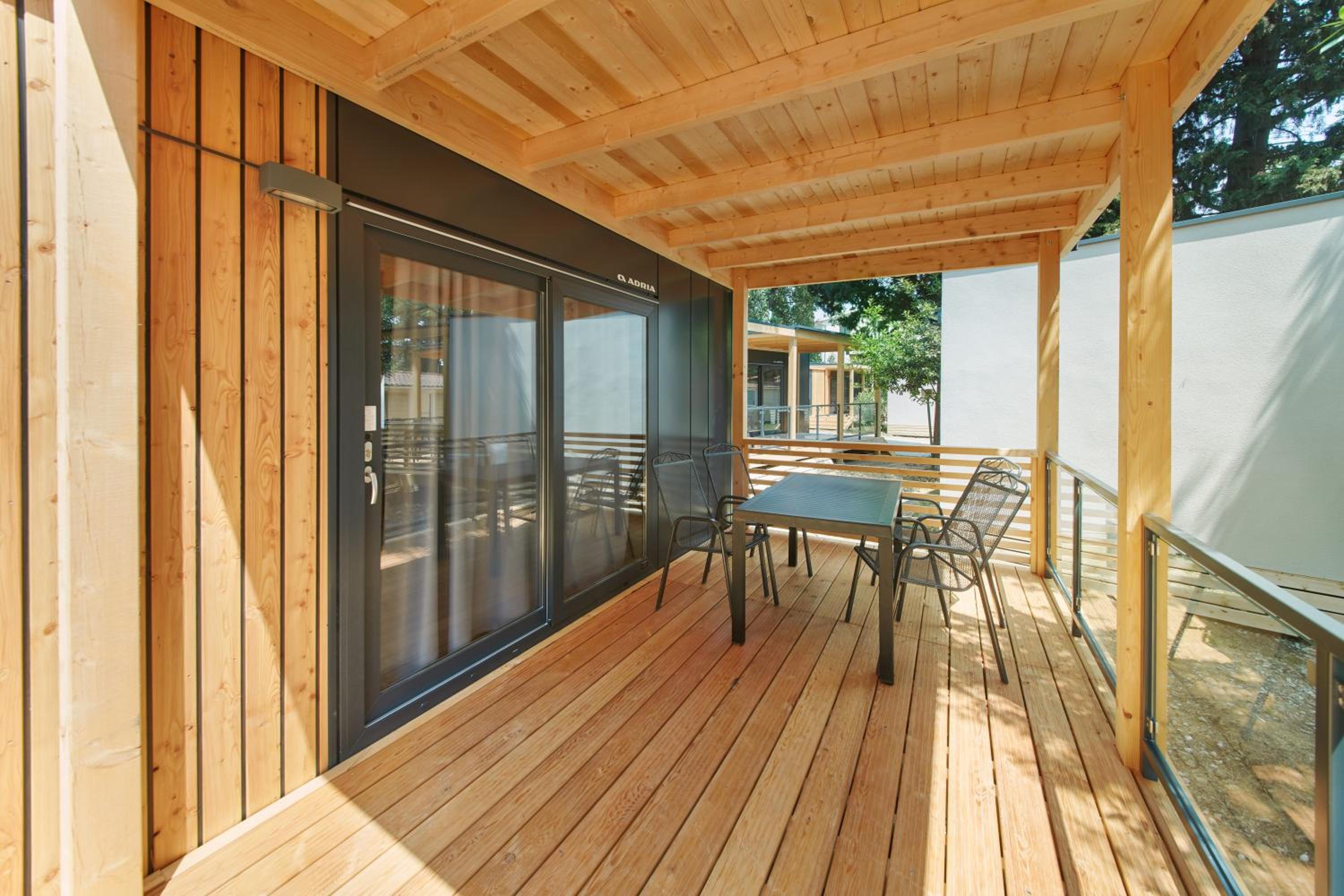 Family Mobile Home with Terrace - Photo 8
