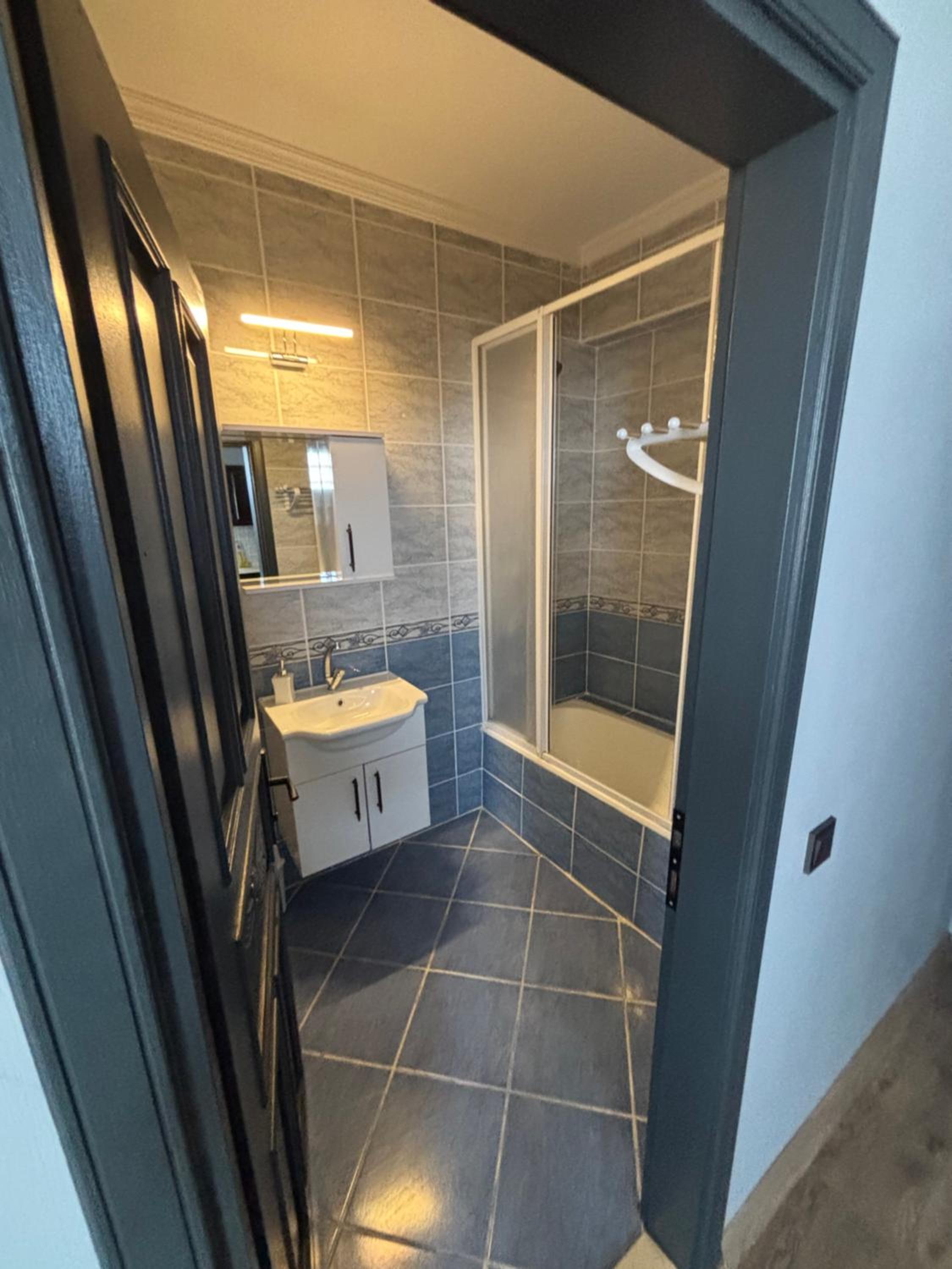 Apartment (2 Adults)