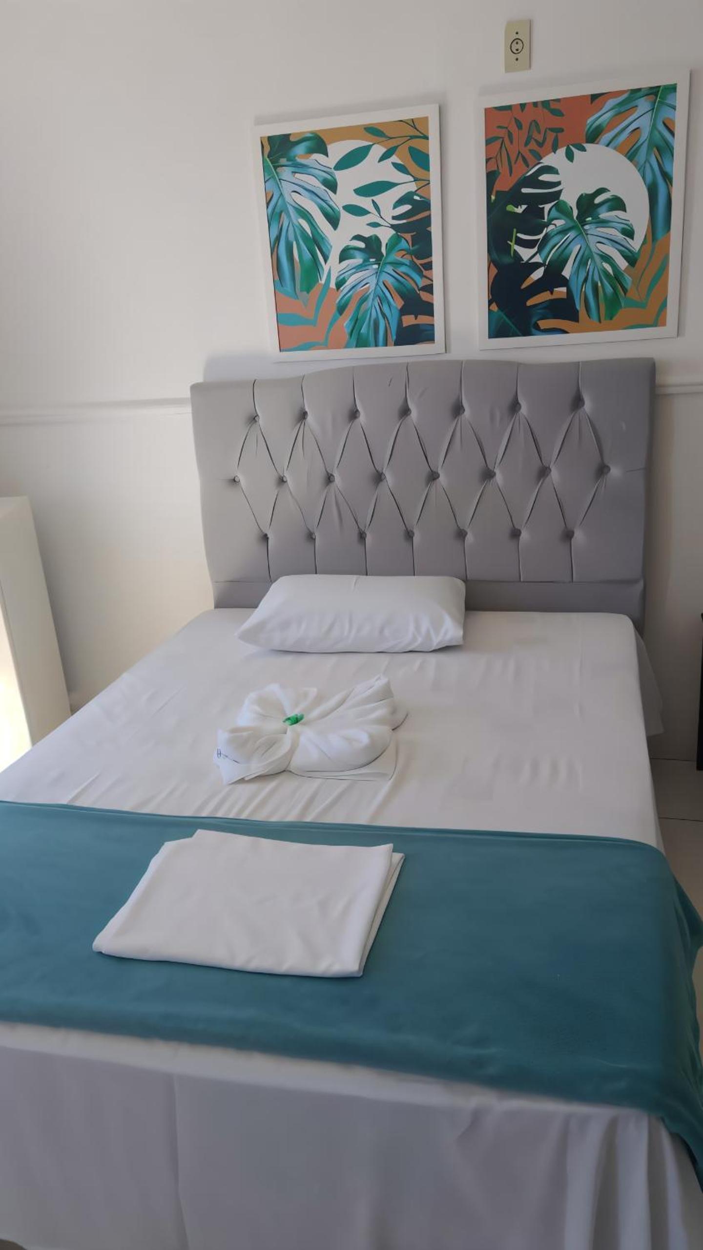 One-Bedroom Suite with Sea View