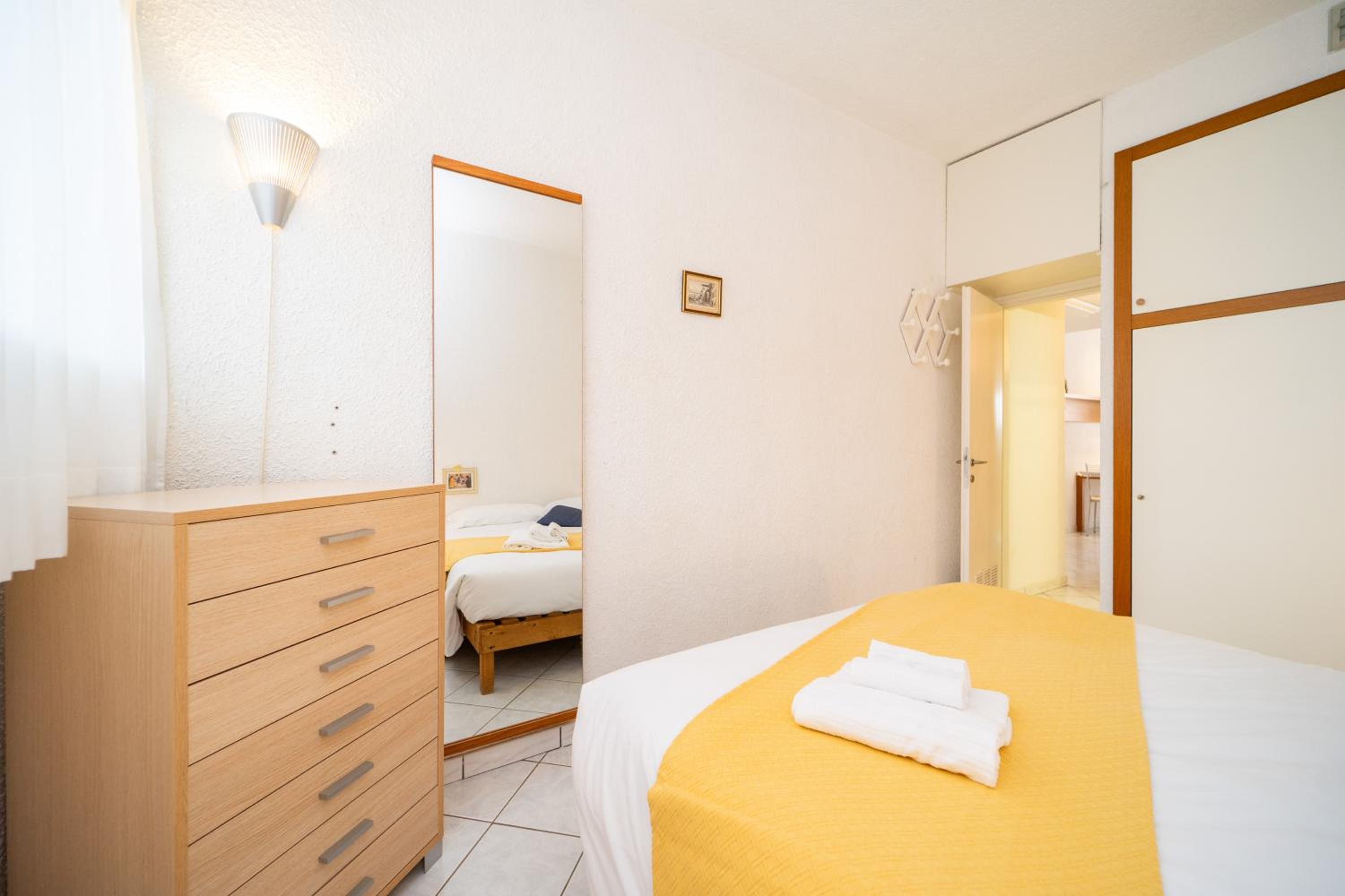 Economy Apartment photo 2