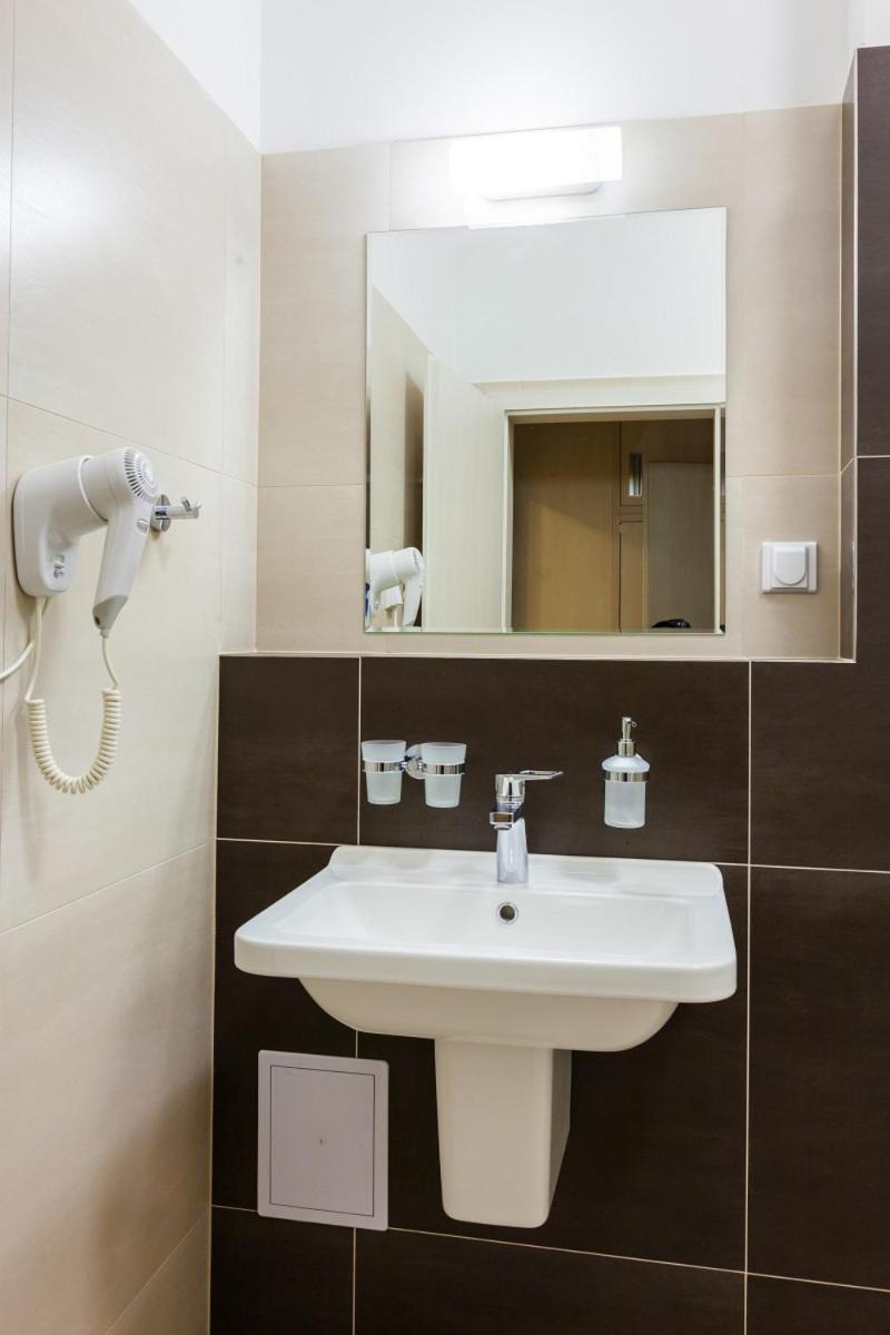 Apartment with Balcony (4 Adults) photo 2