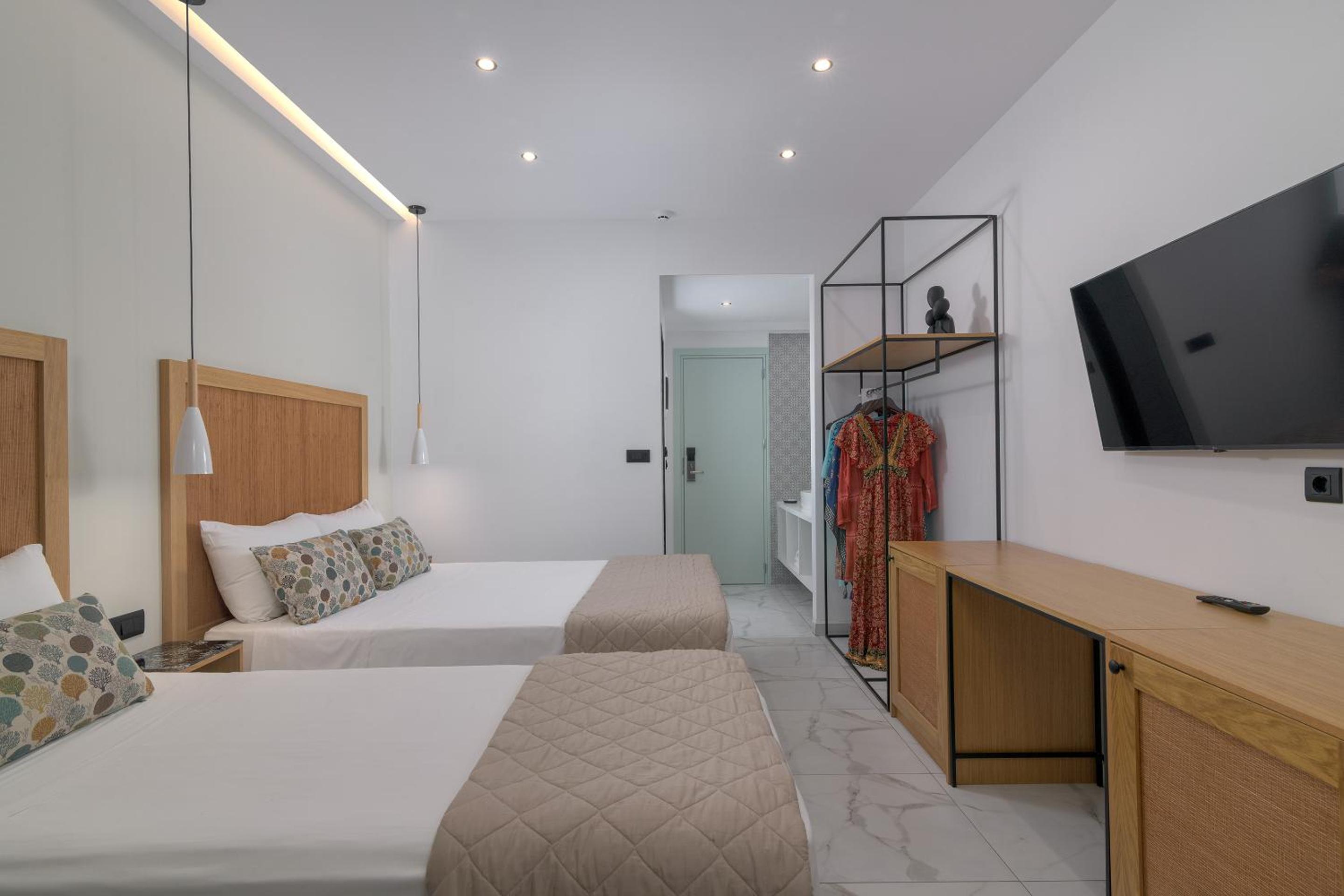 Superior Triple Room photo 1