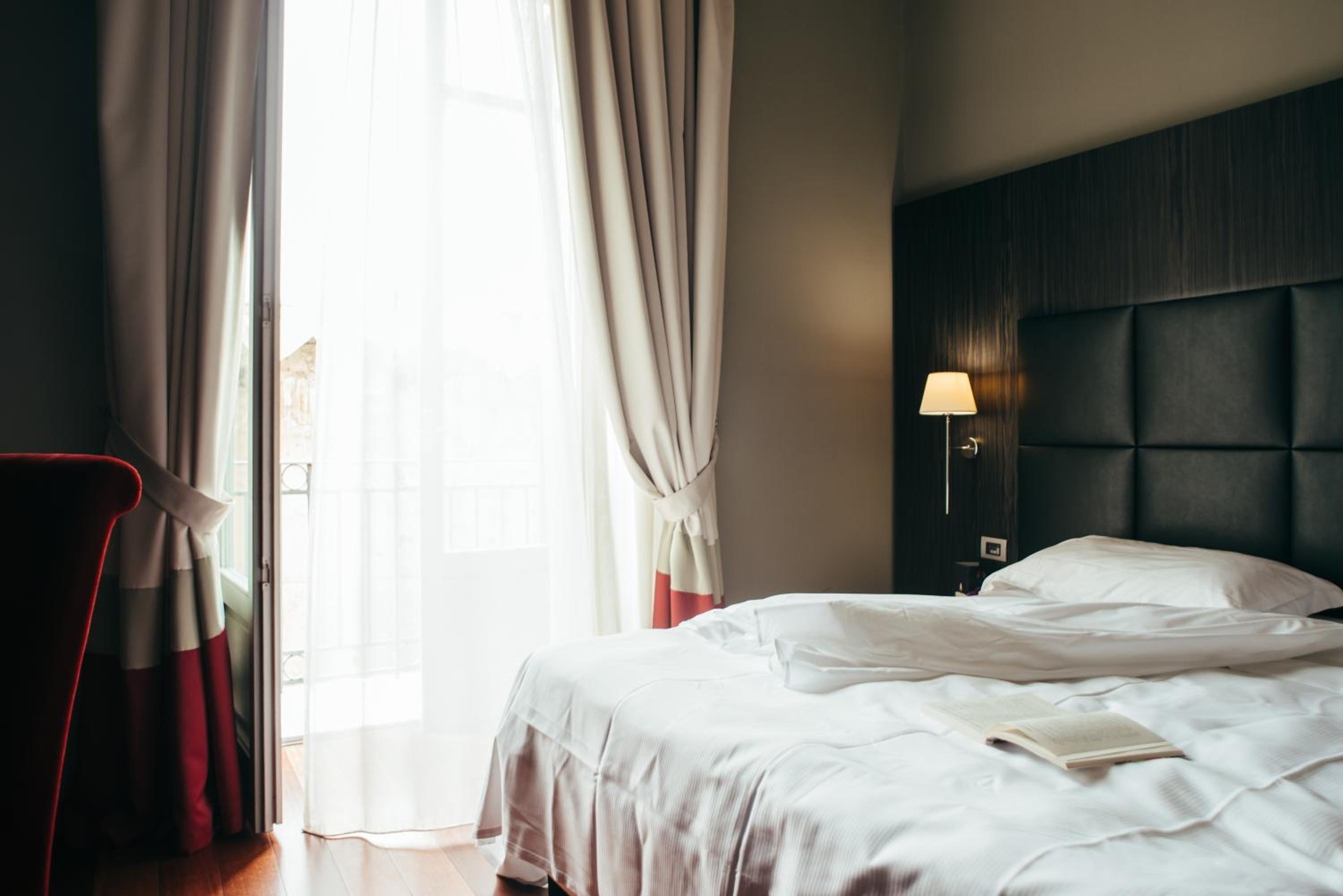 Superior Double or Twin Room - Photo 13