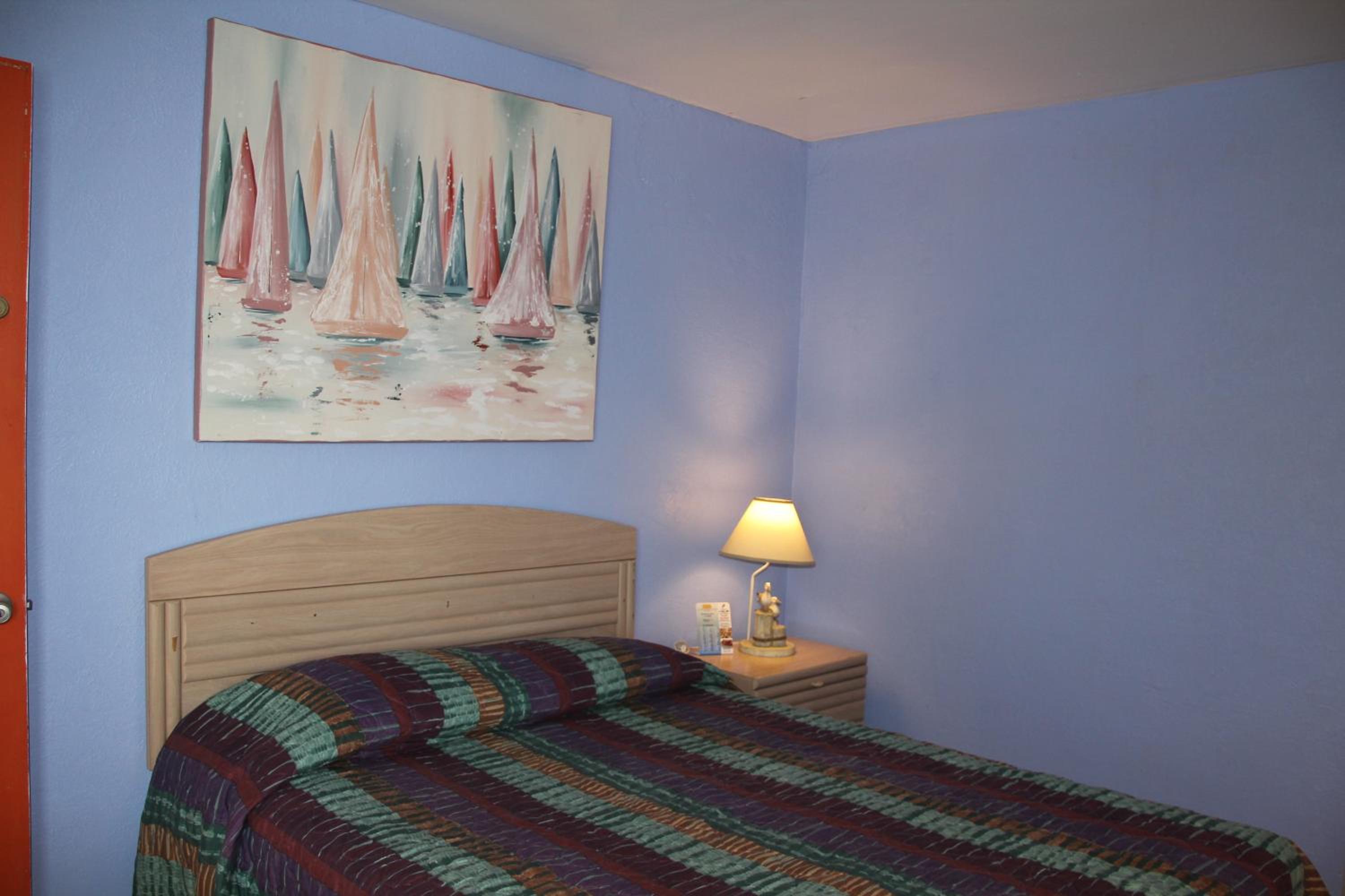 Double Room- Unit C photo 3