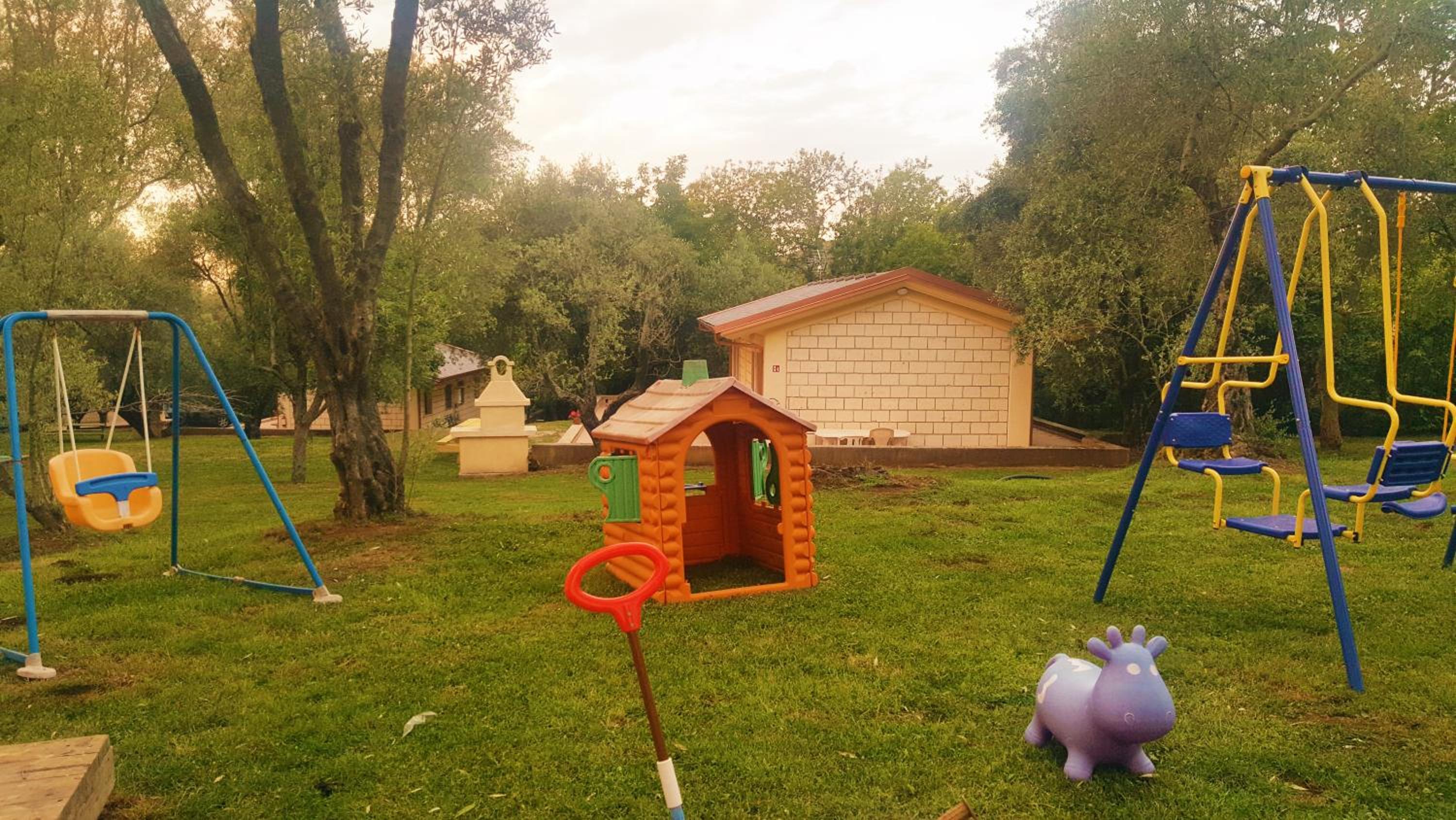 Family Studio - Photo 32