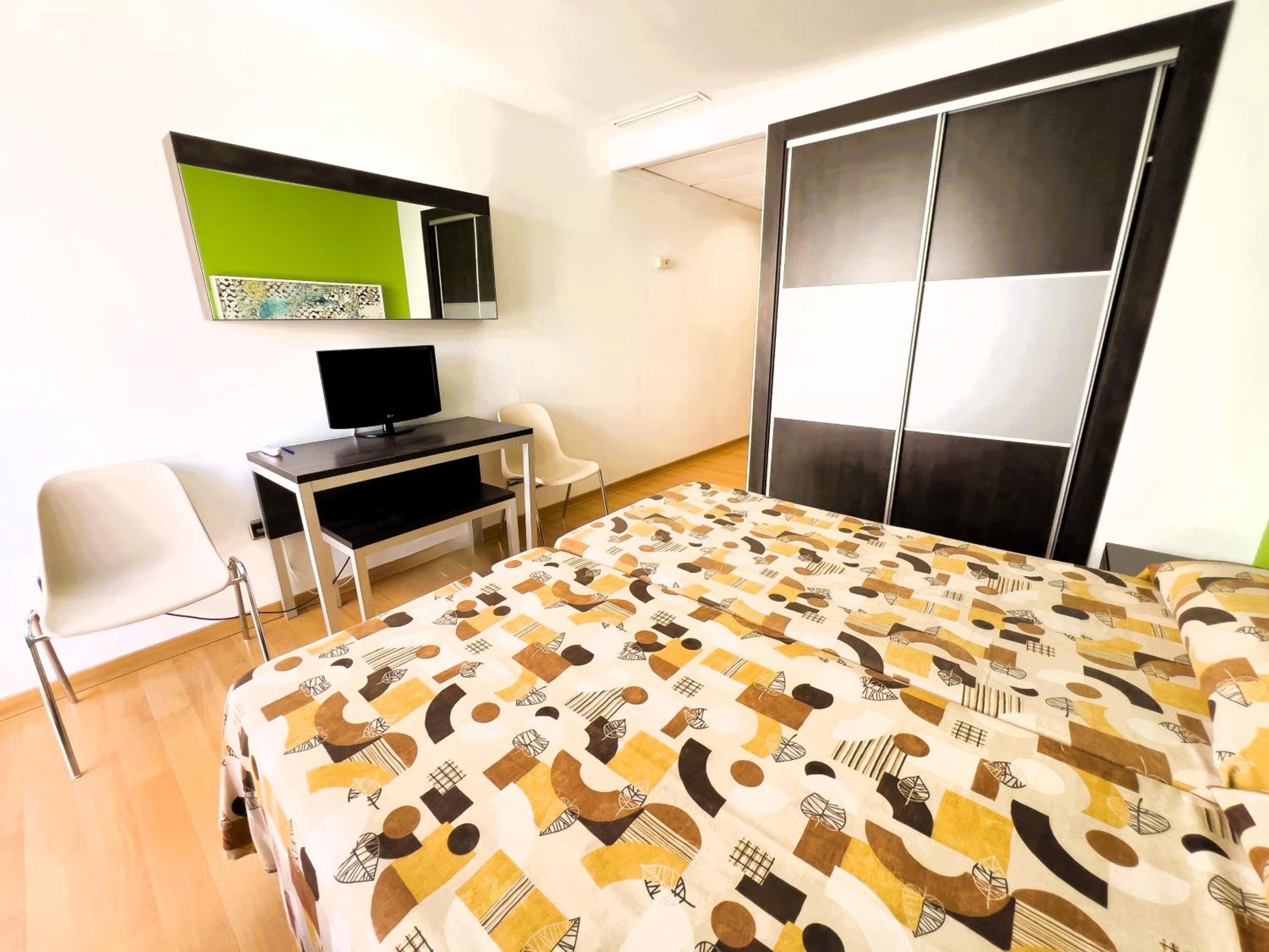 Standard Double Room - Photo 10
