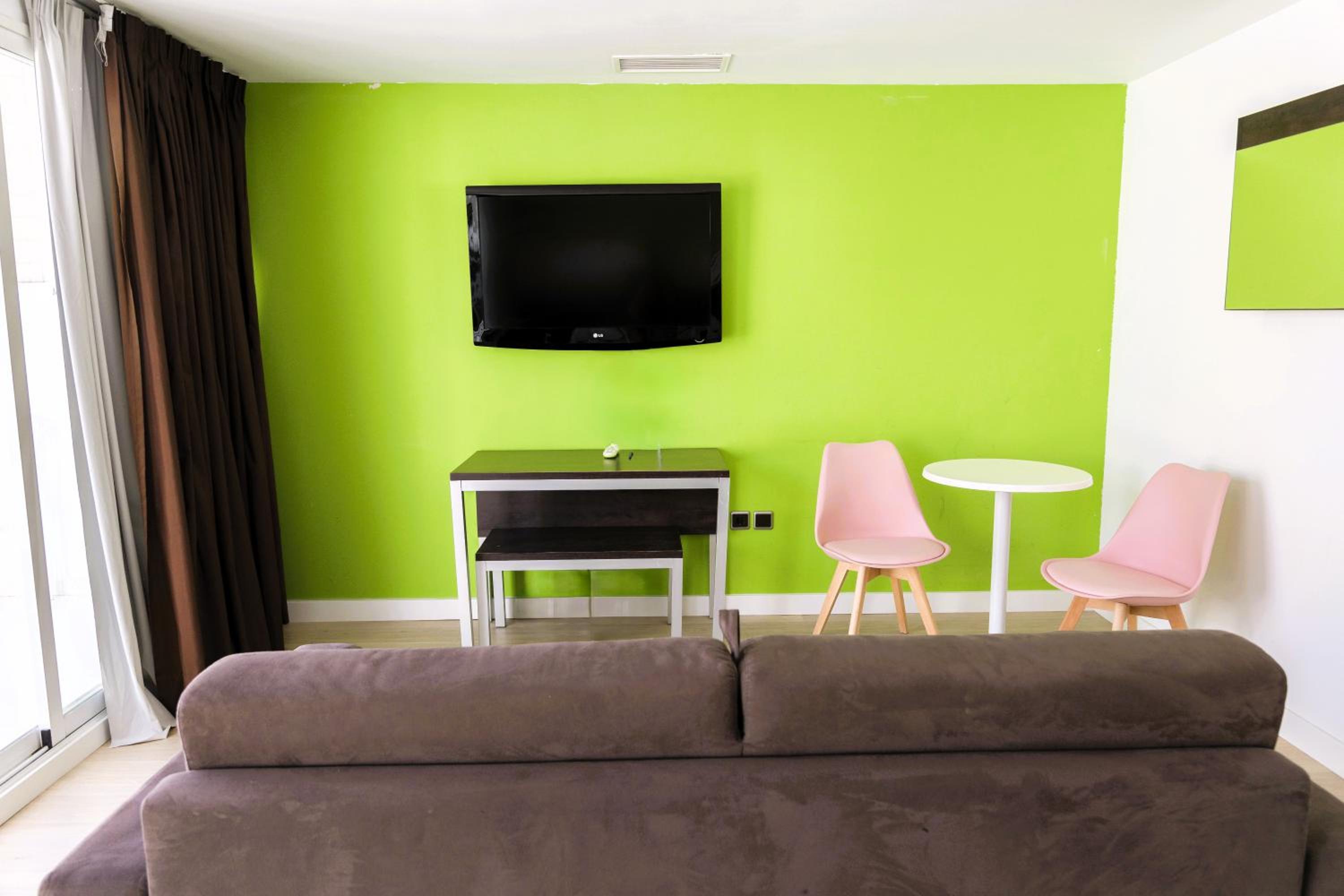 Twin Room with Balcony