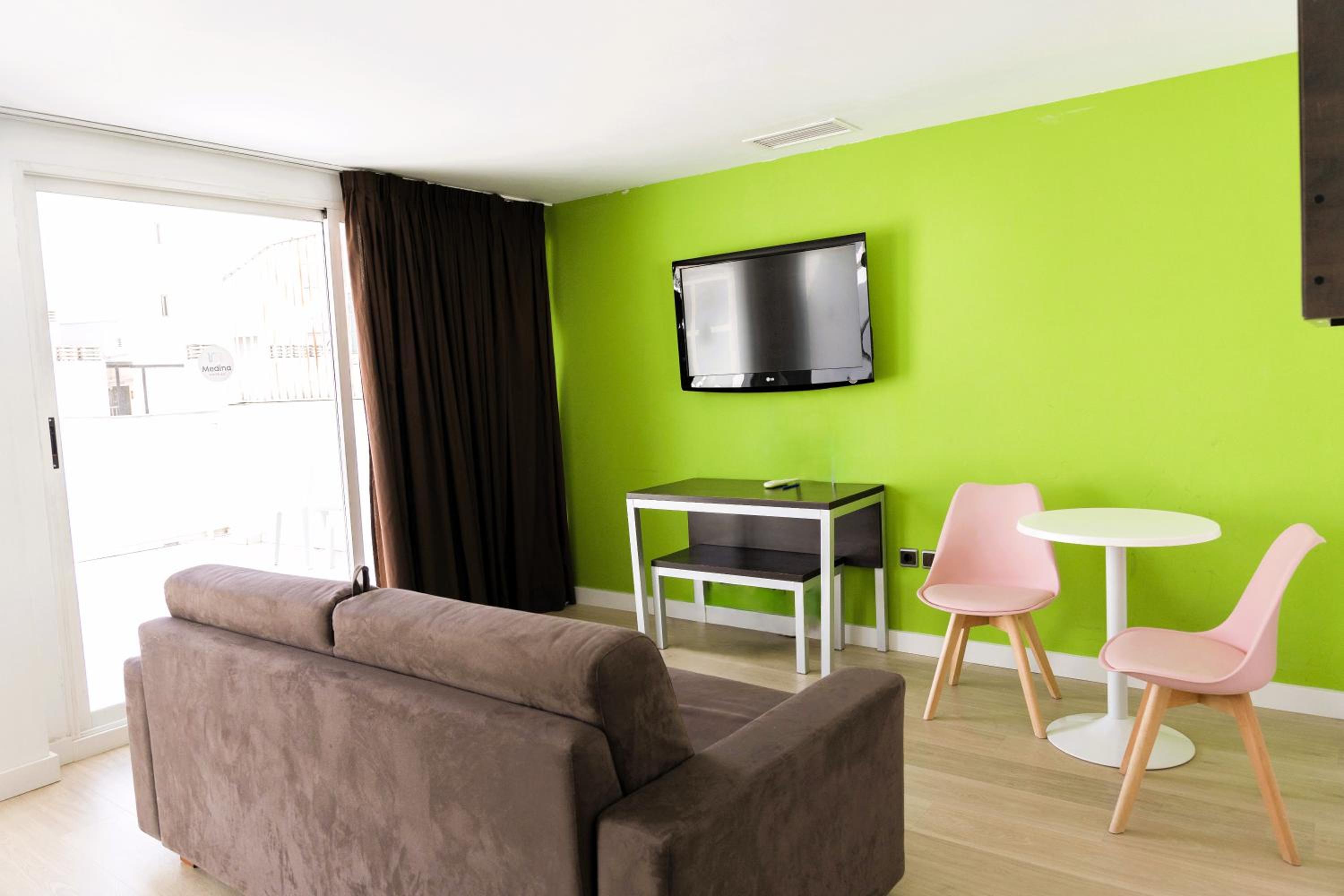 Quadruple Room with Terrace