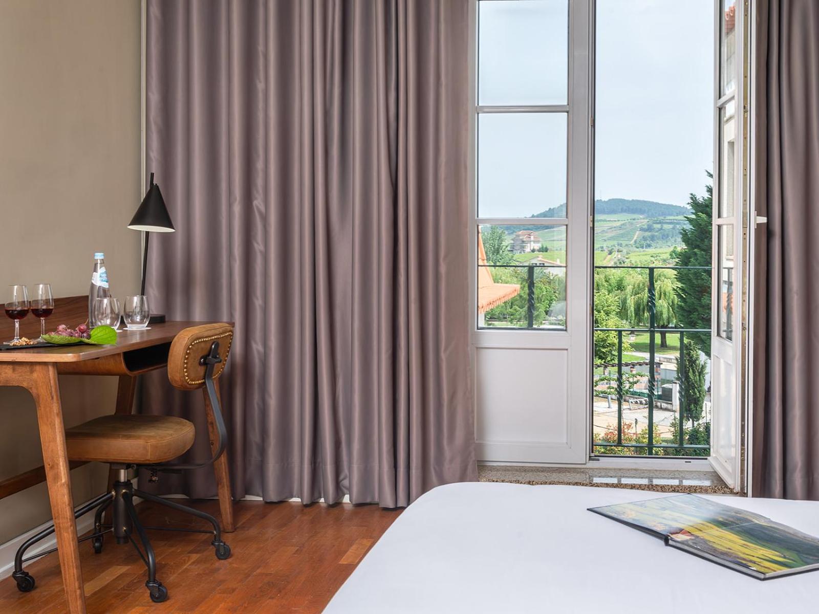 Superior Double or Twin Room with Pool View - Photo 1