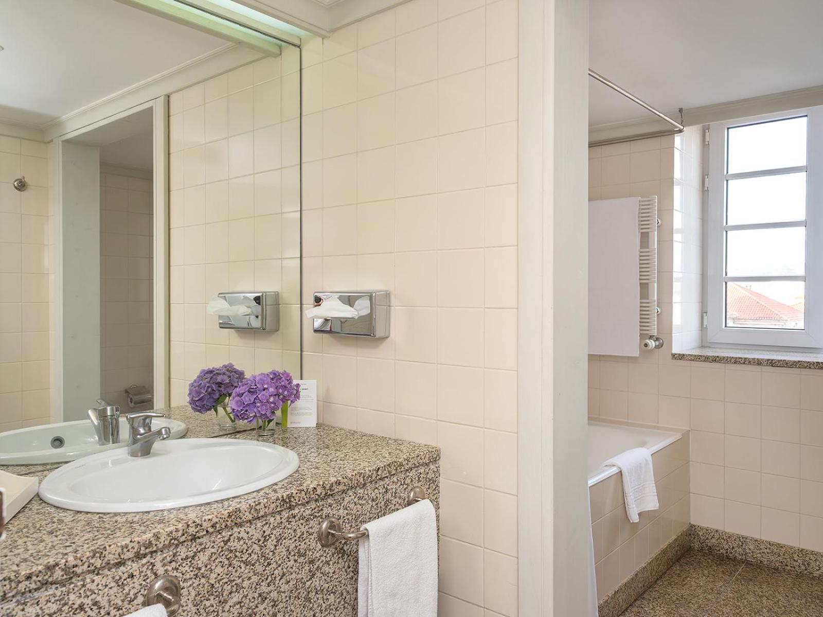 Superior Double or Twin Room - Photo 3