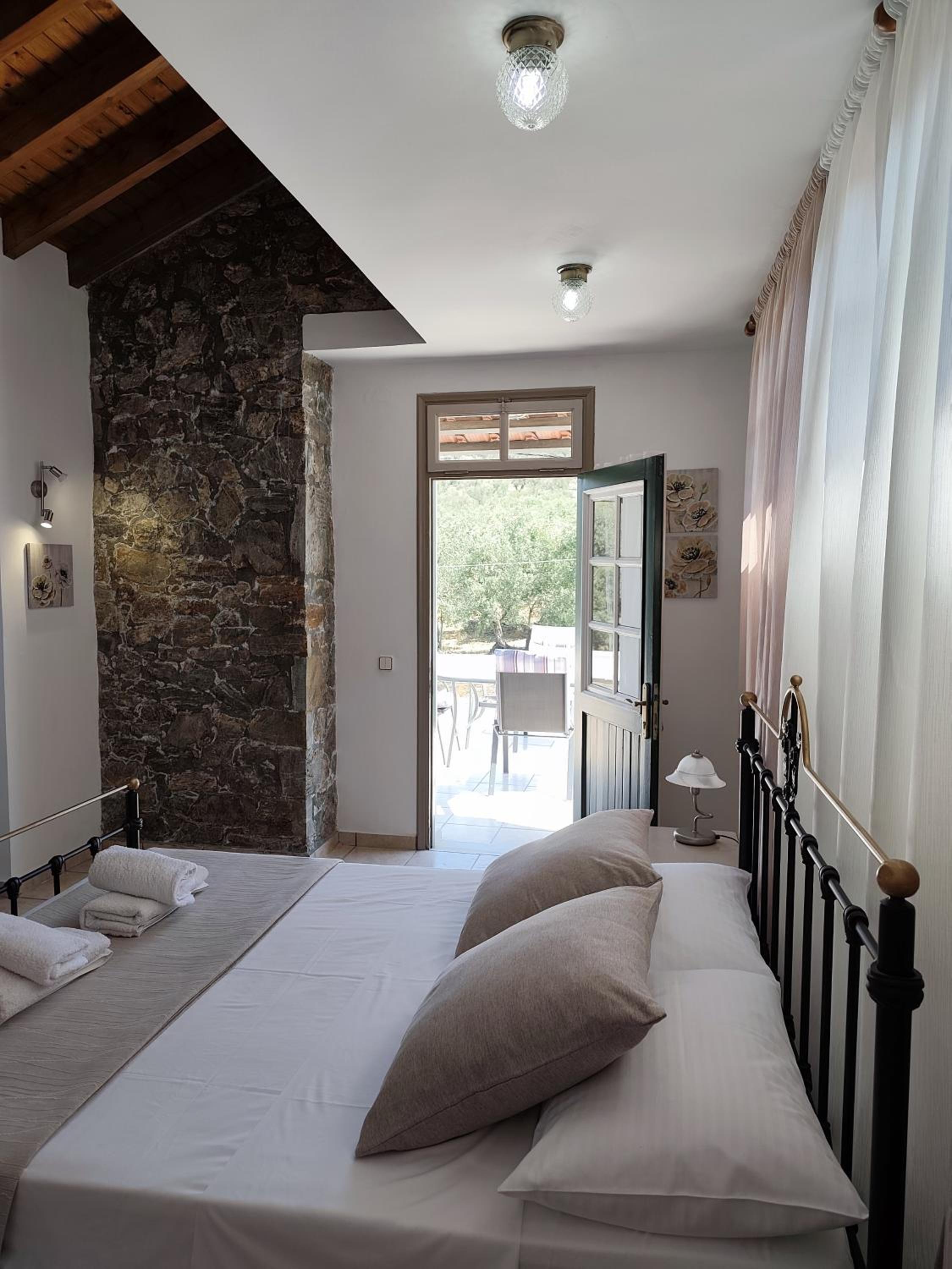 Junior Suite with Balcony photo 2