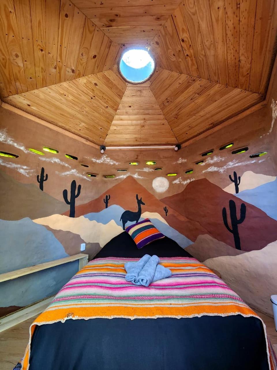 Single Room with Shared Bathroom