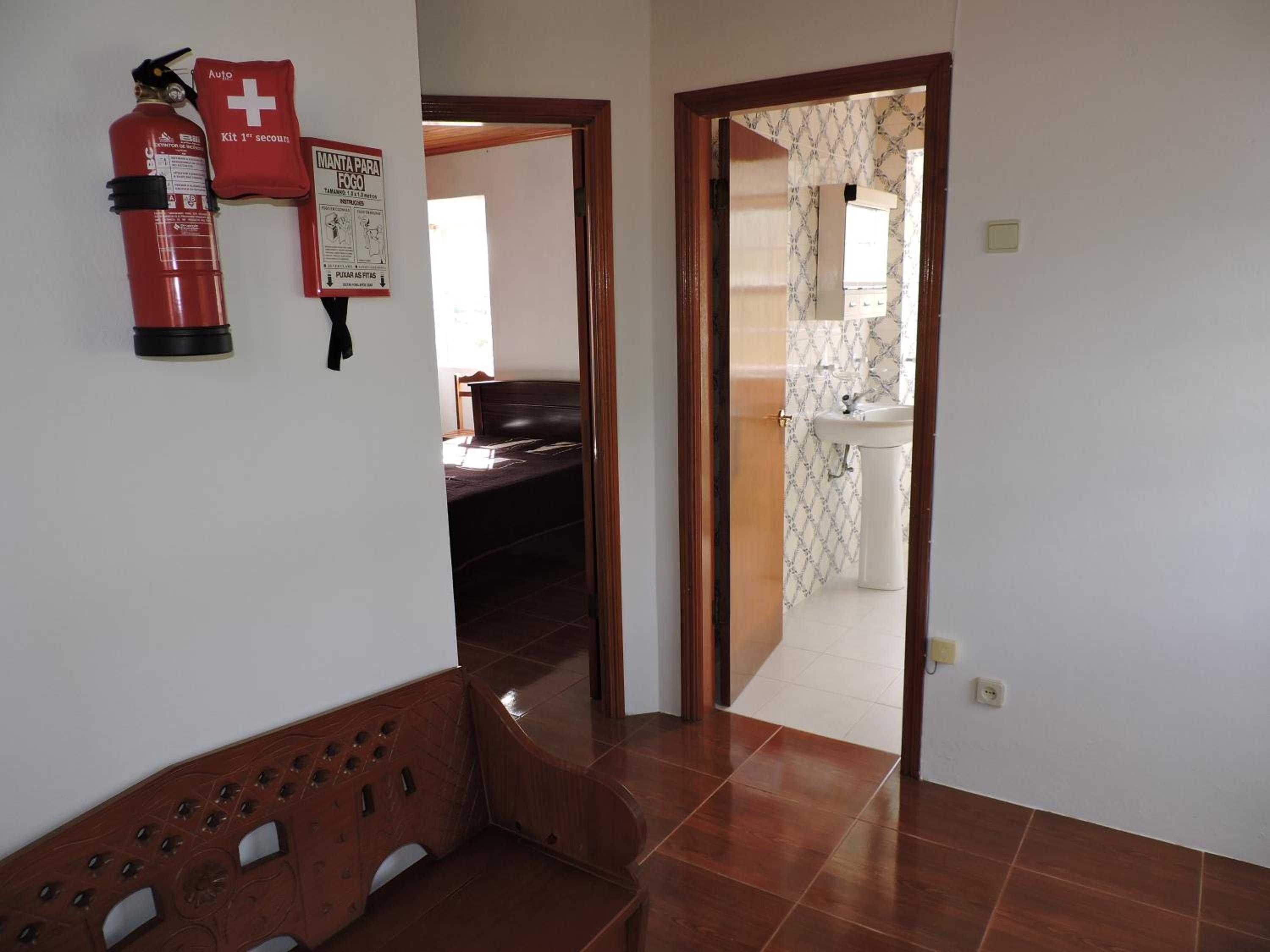 One-Bedroom House photo 2