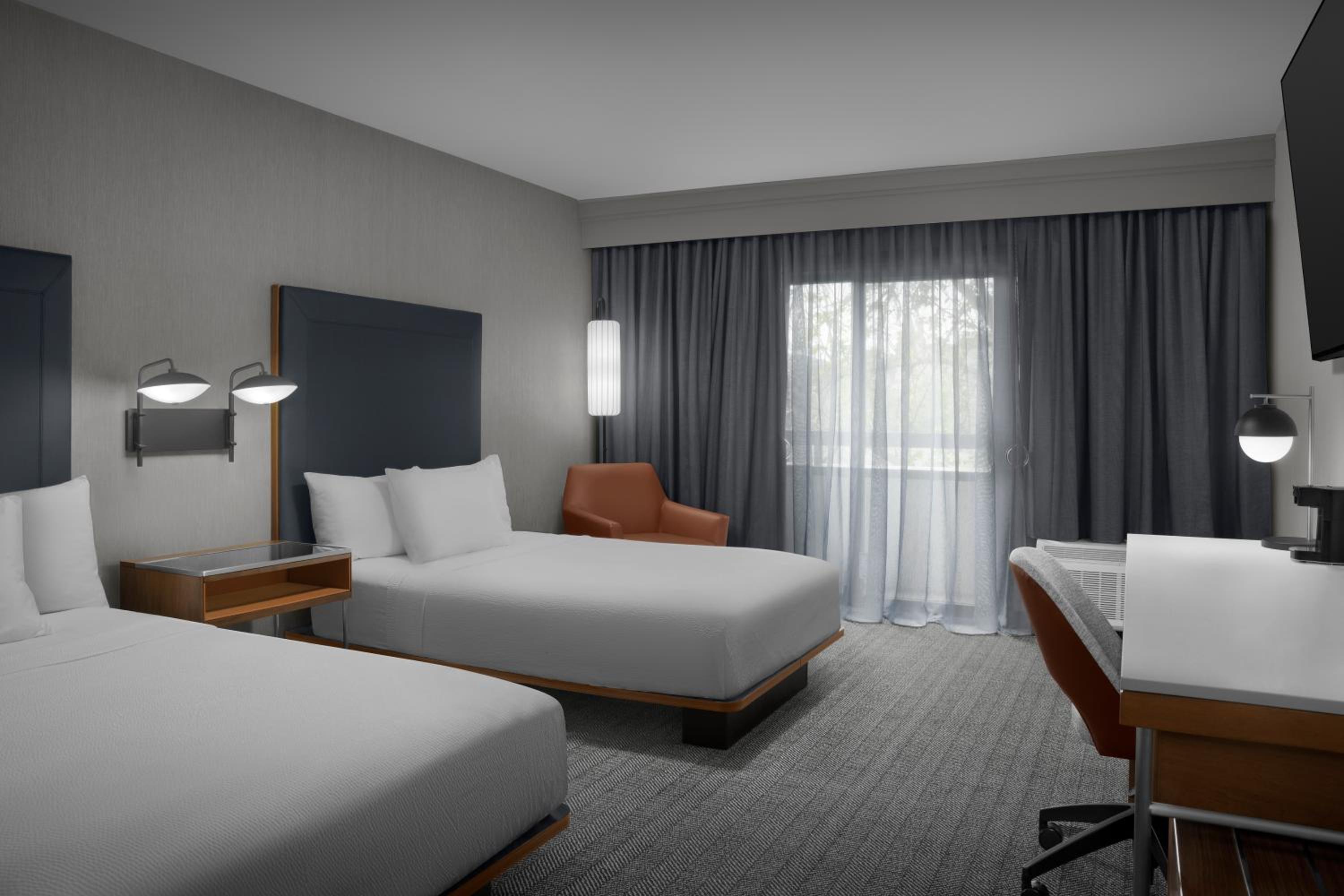 Queen Room with Two Queen Beds - Hearing Accessible - Photo 1