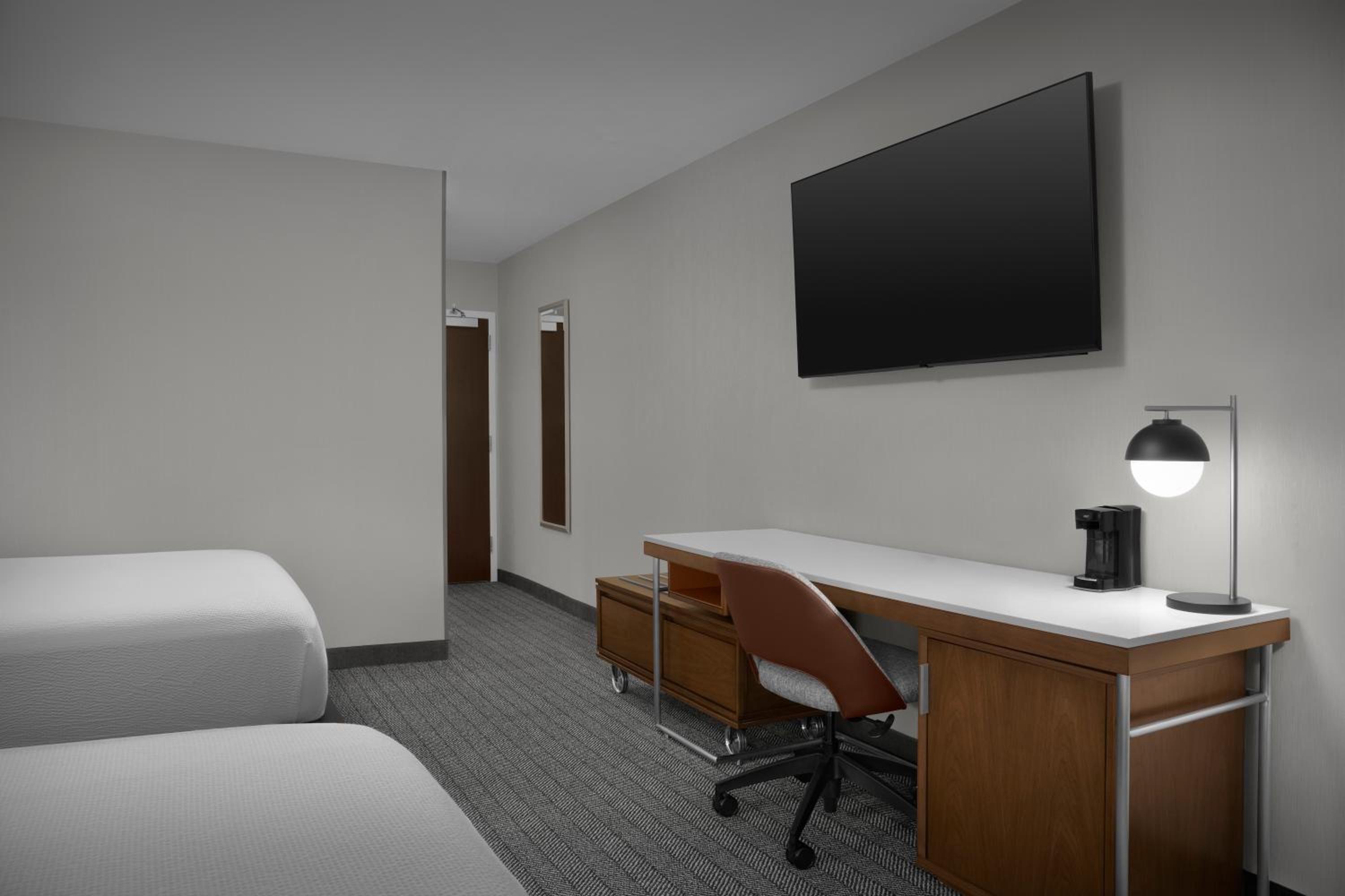 Queen Room with Two Queen Beds - Hearing Accessible - Photo 2