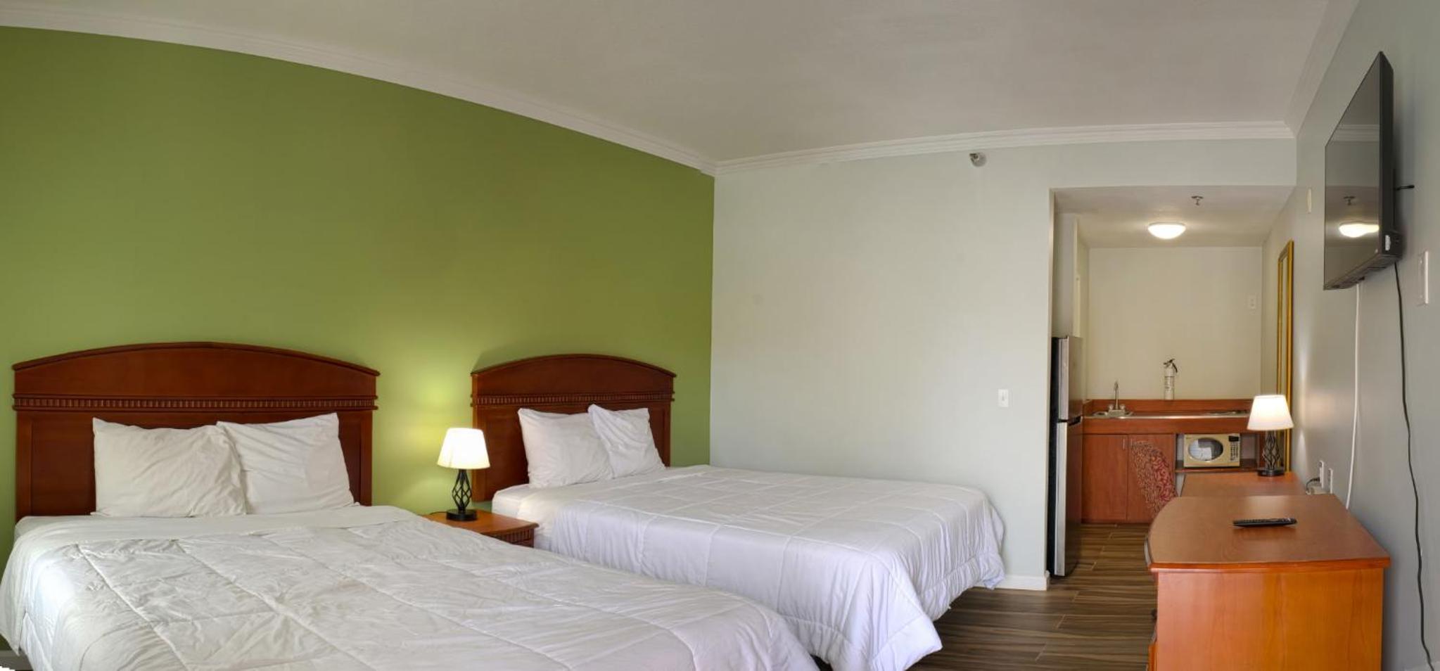 Queen Suite photo 1