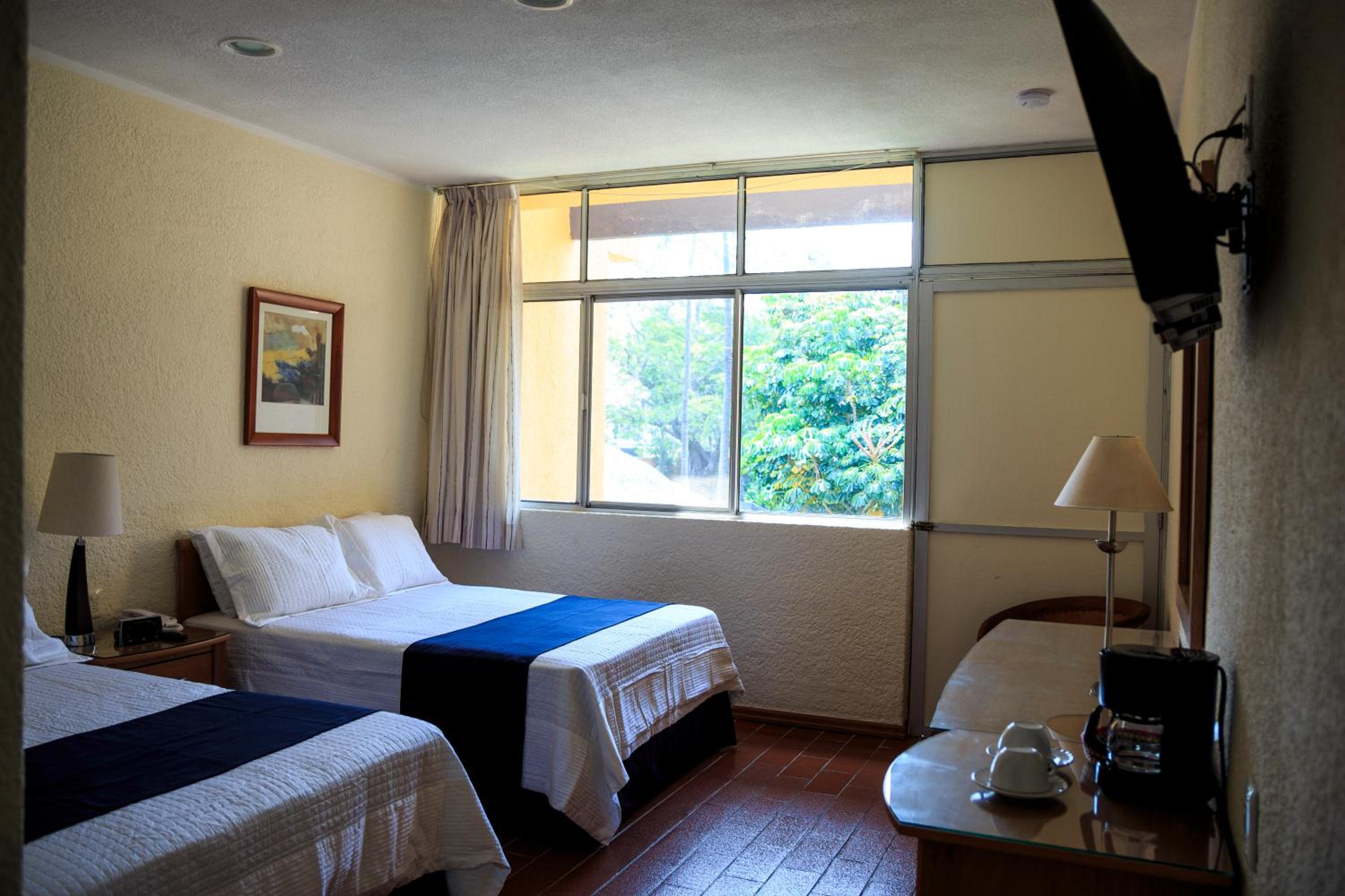 Double Room with Two Double Beds photo 1