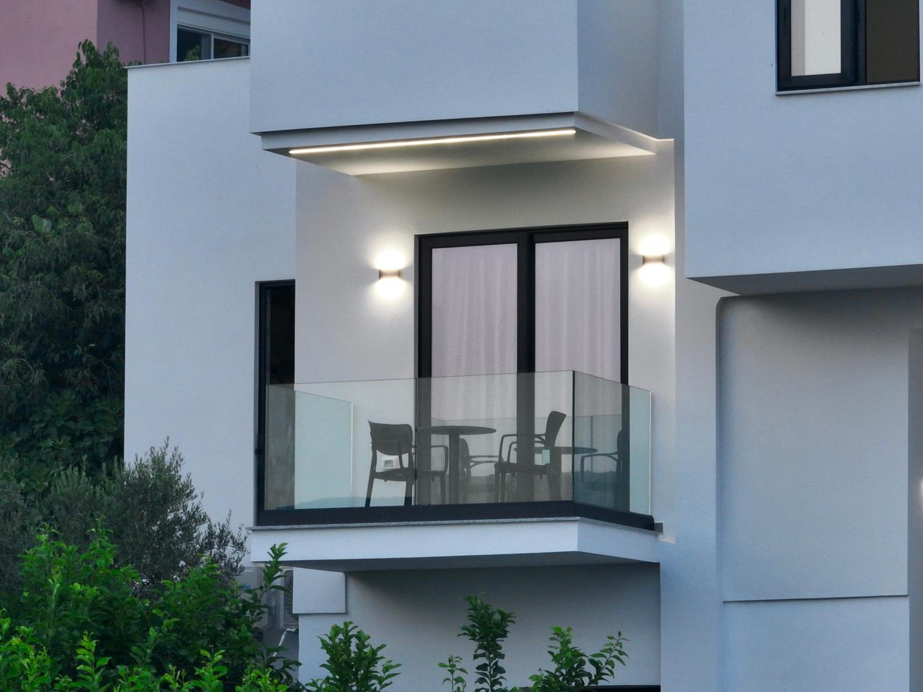 Deluxe Double Room with Balcony and Sea View photo 2