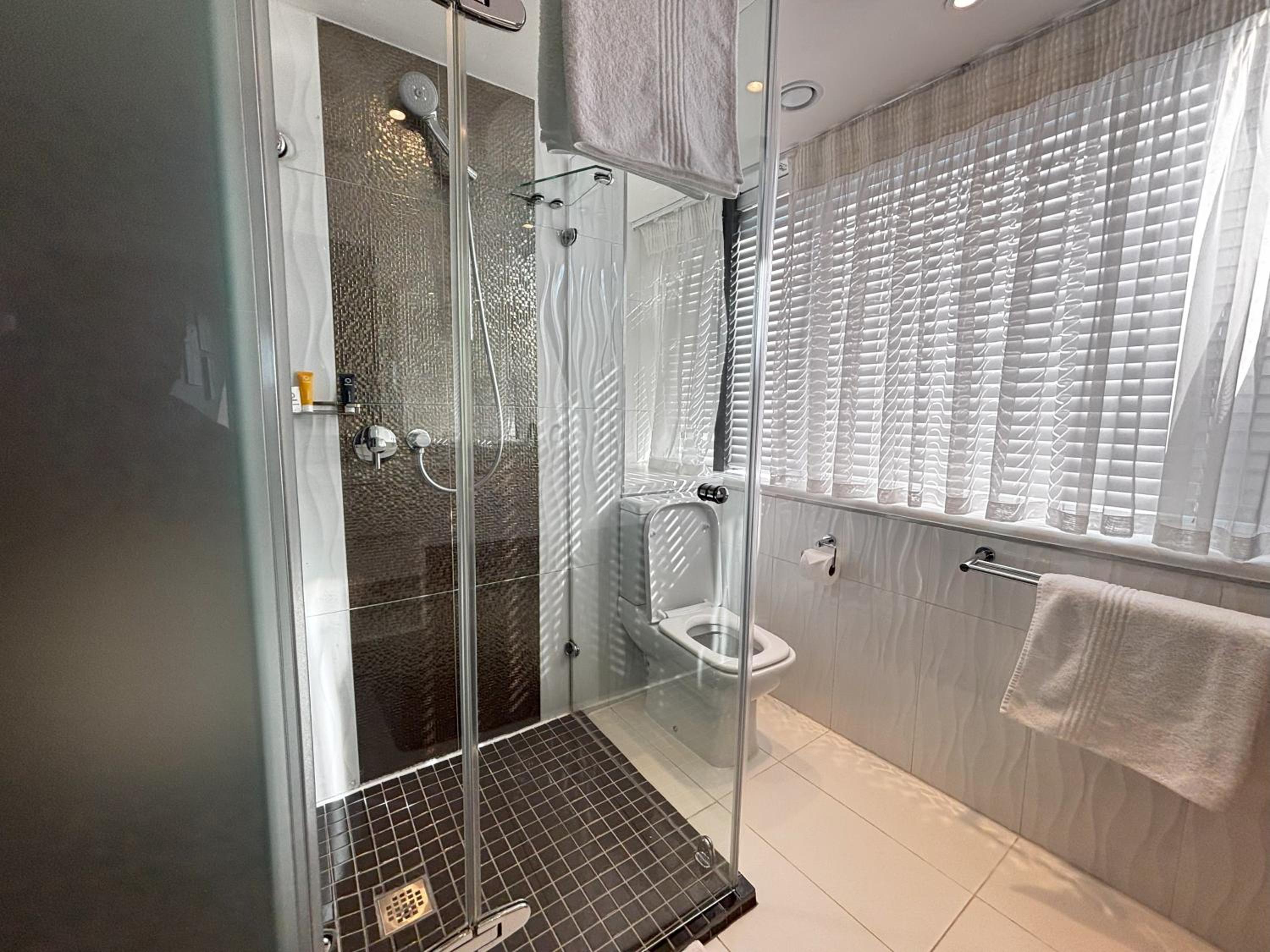Luxury Room photo 2