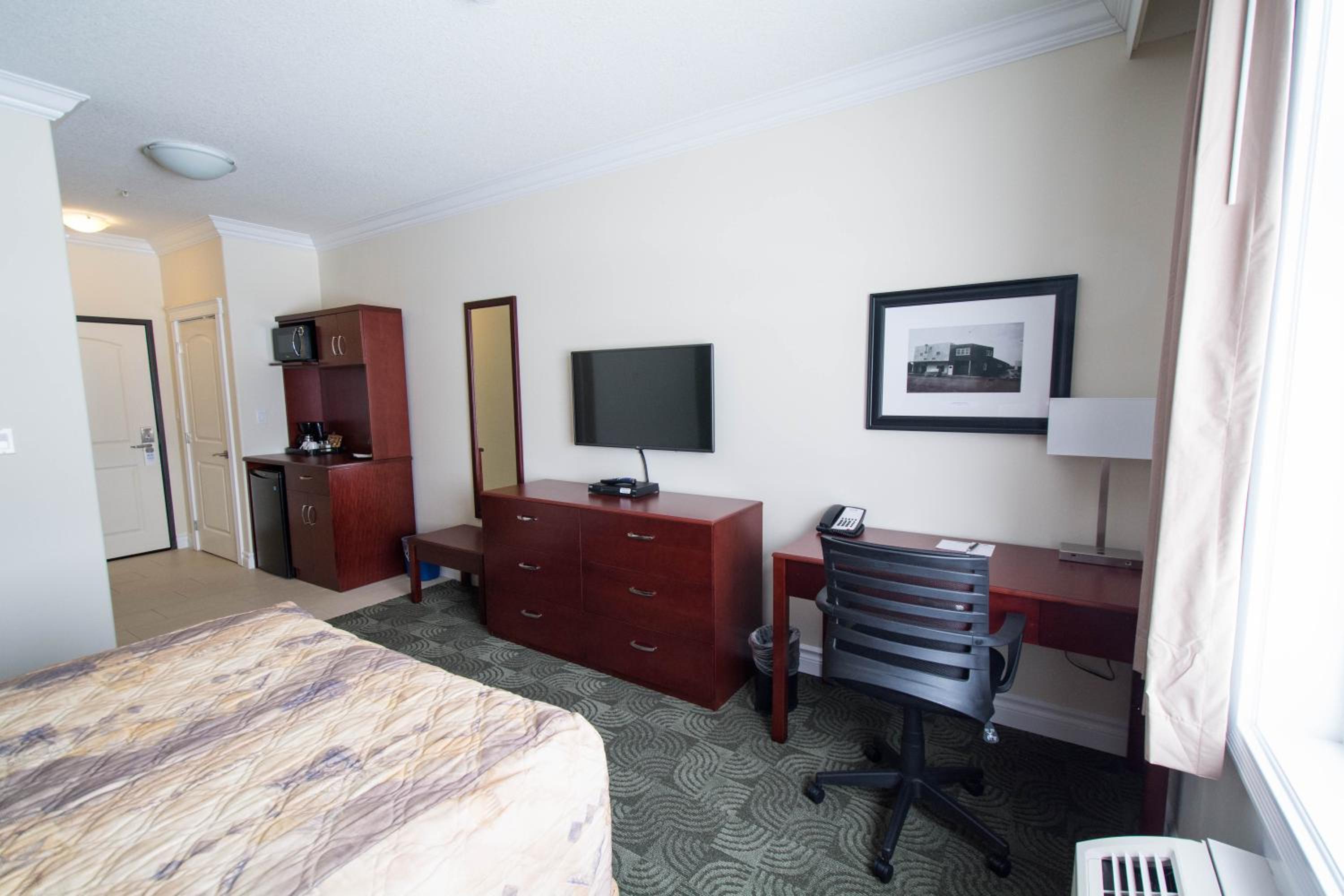 Queen Room photo 1