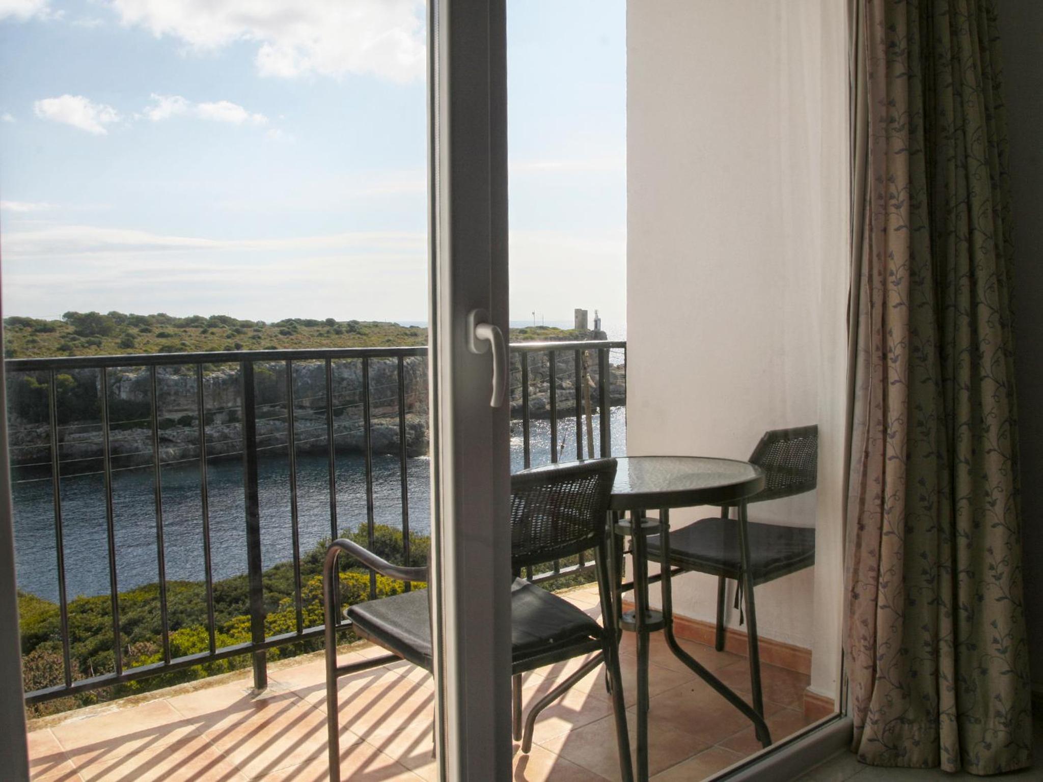 Superior Zweibettzimmer with Sea View thumbnail 6