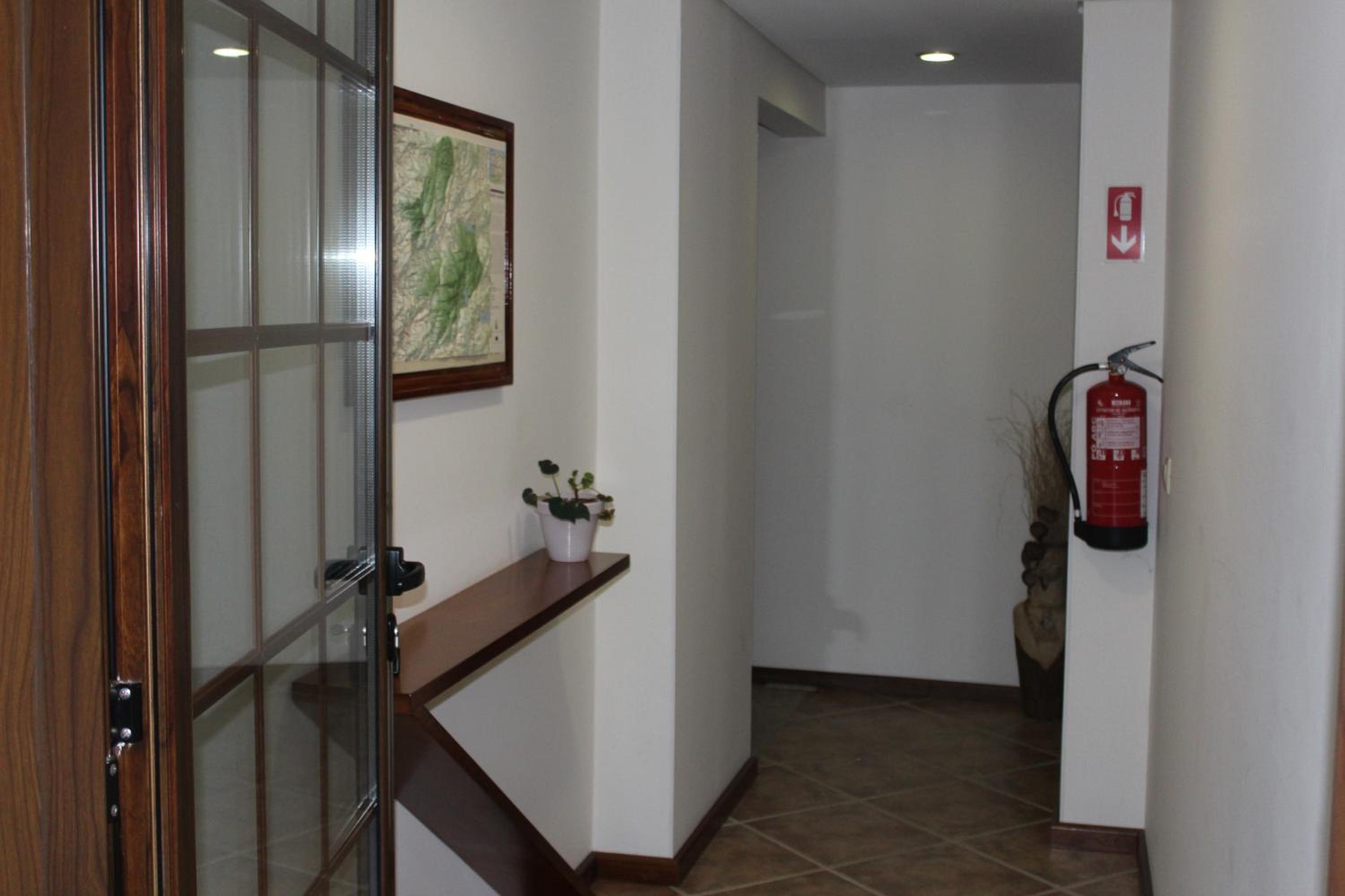 Standard Double Room - Photo 3