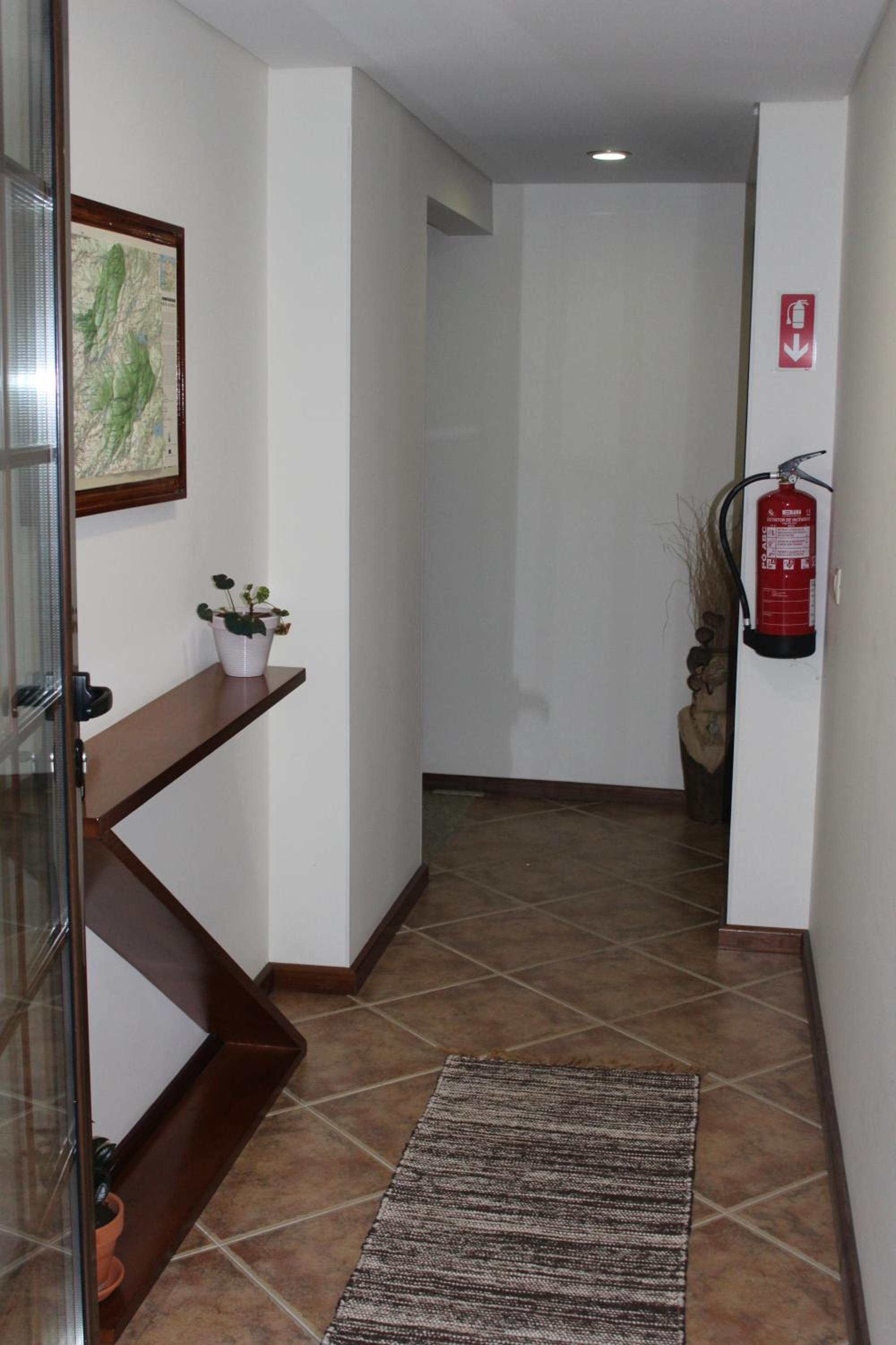 Standard Double Room - Photo 4