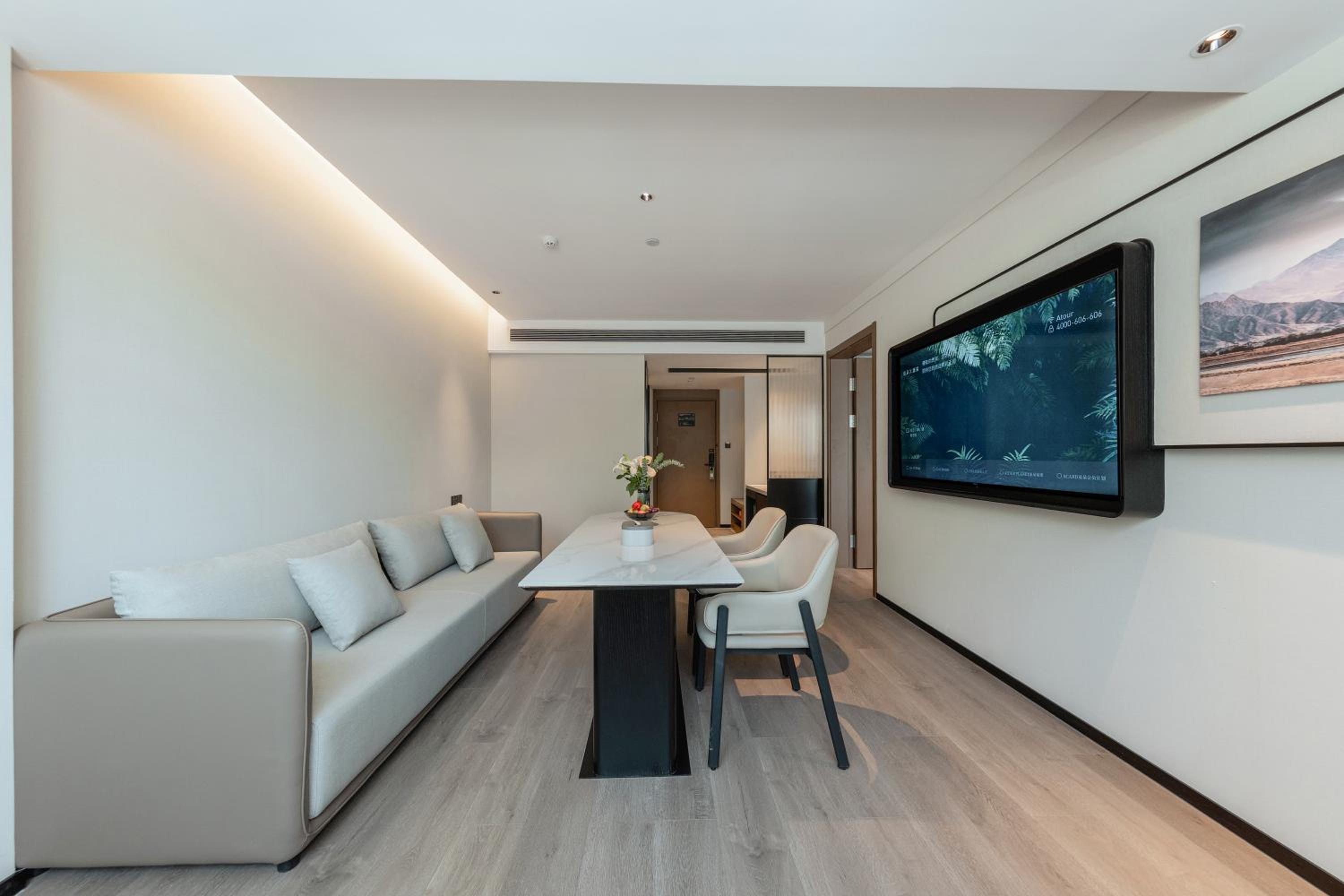 Premier Suite