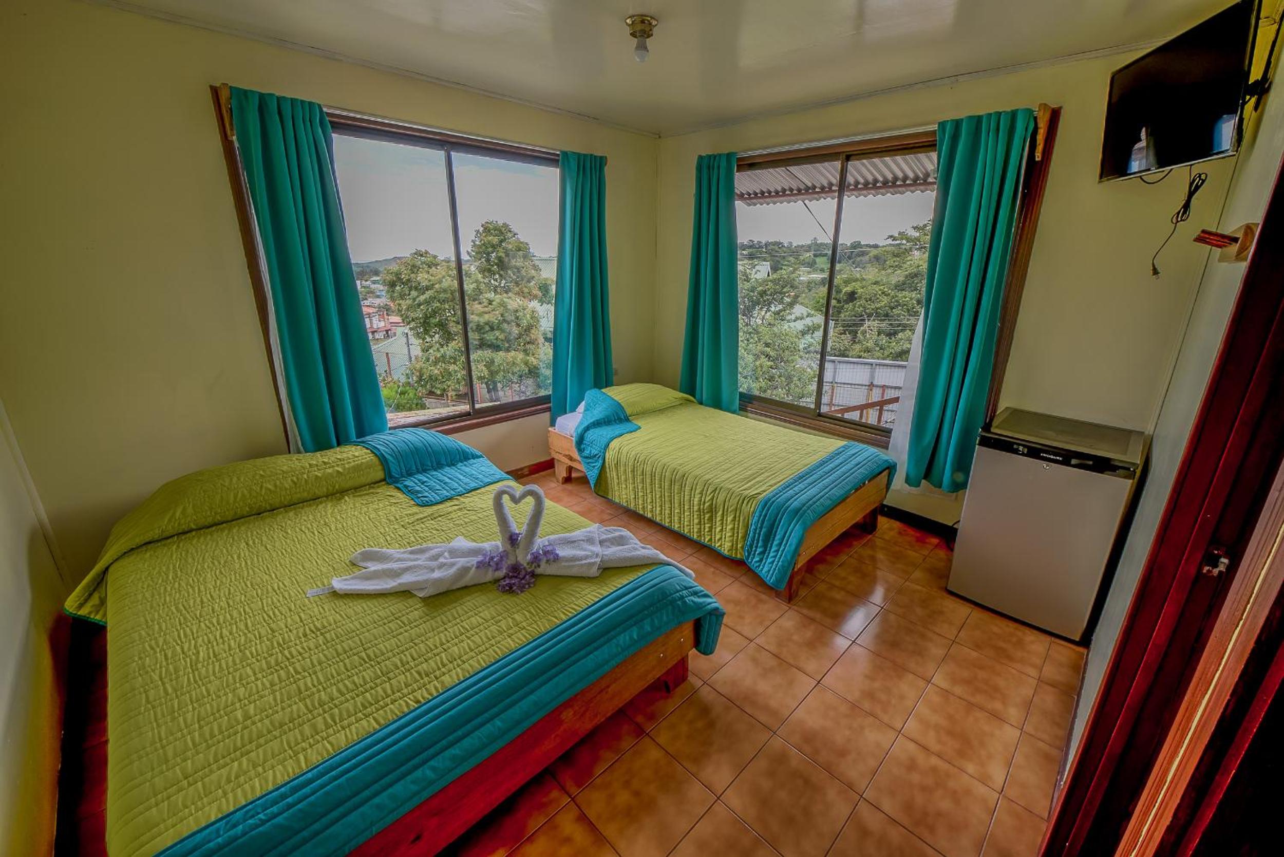 Twin Room With City View photo 2