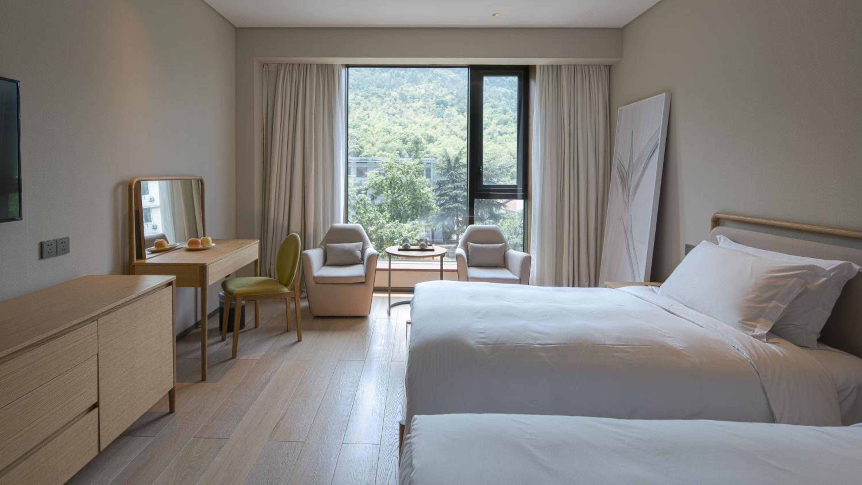 Hill View Twin Room-Free MiniBar and Free daily afternoon tea photo 1