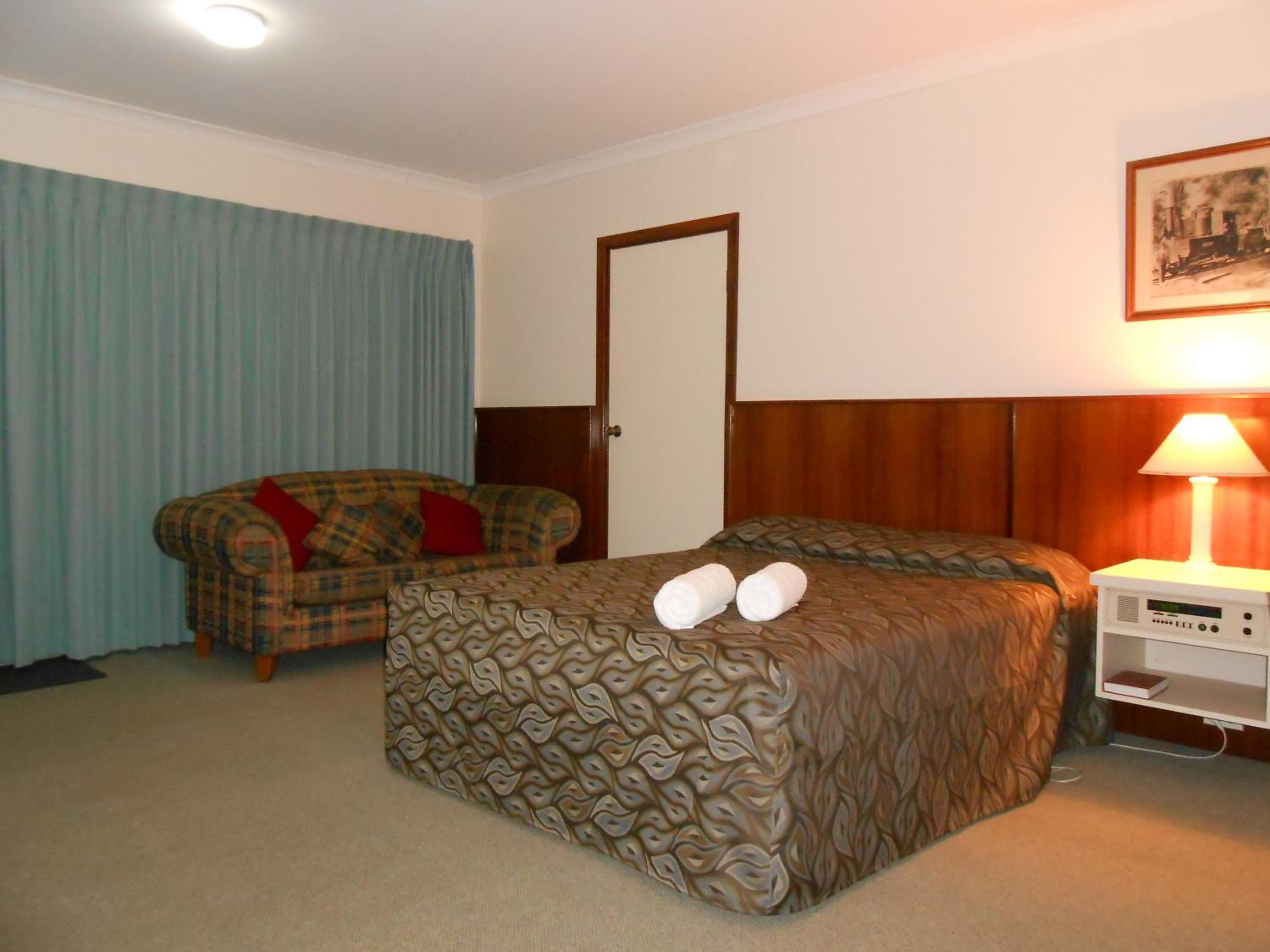 Standard Queen Room photo 1