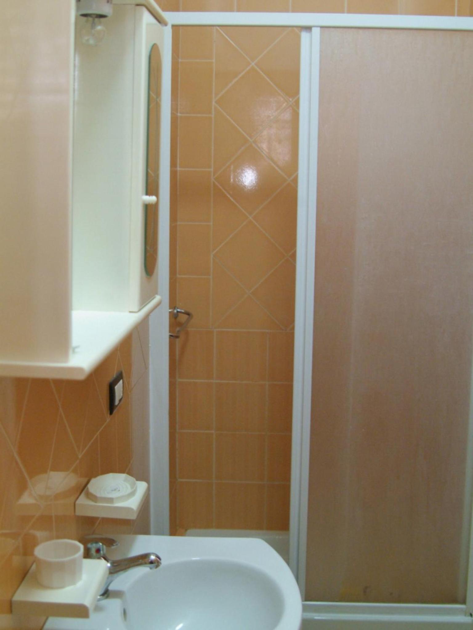 Classic Triple Room - Photo 4