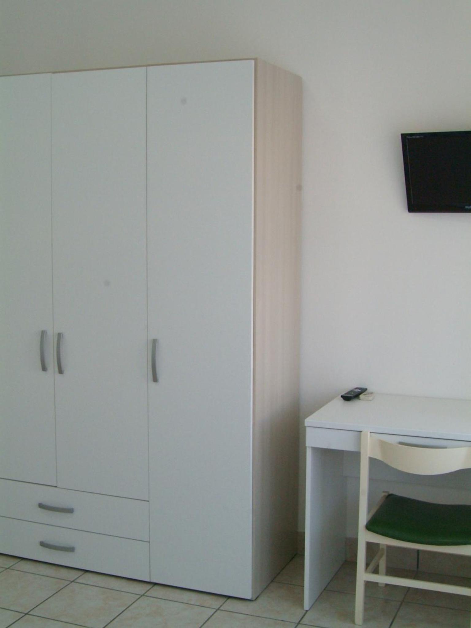 Standard Quadruple Room - Photo 2