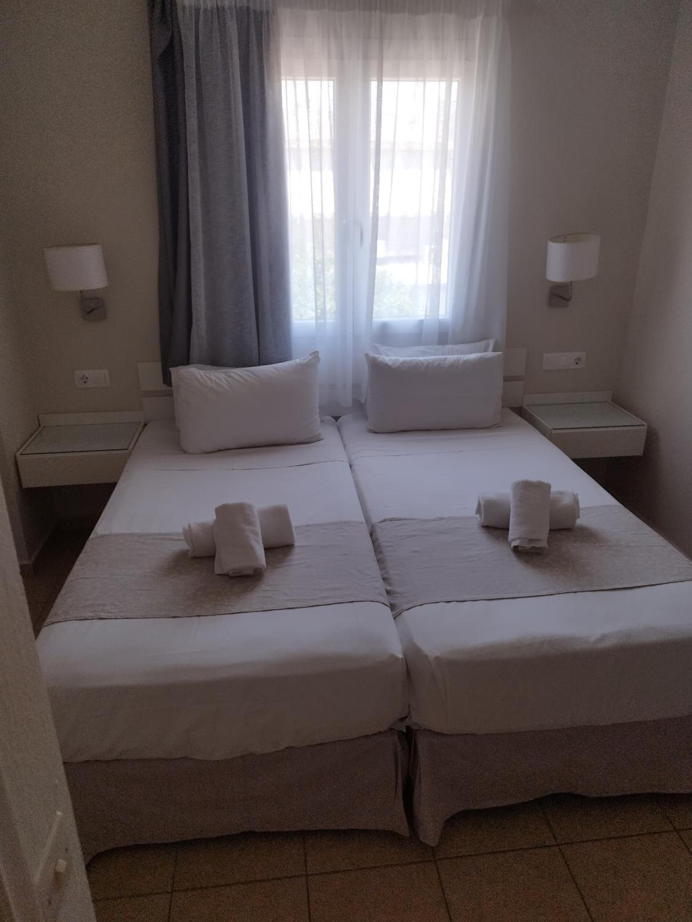 One-Bedroom Apartment with Balcony and Mountain View  
