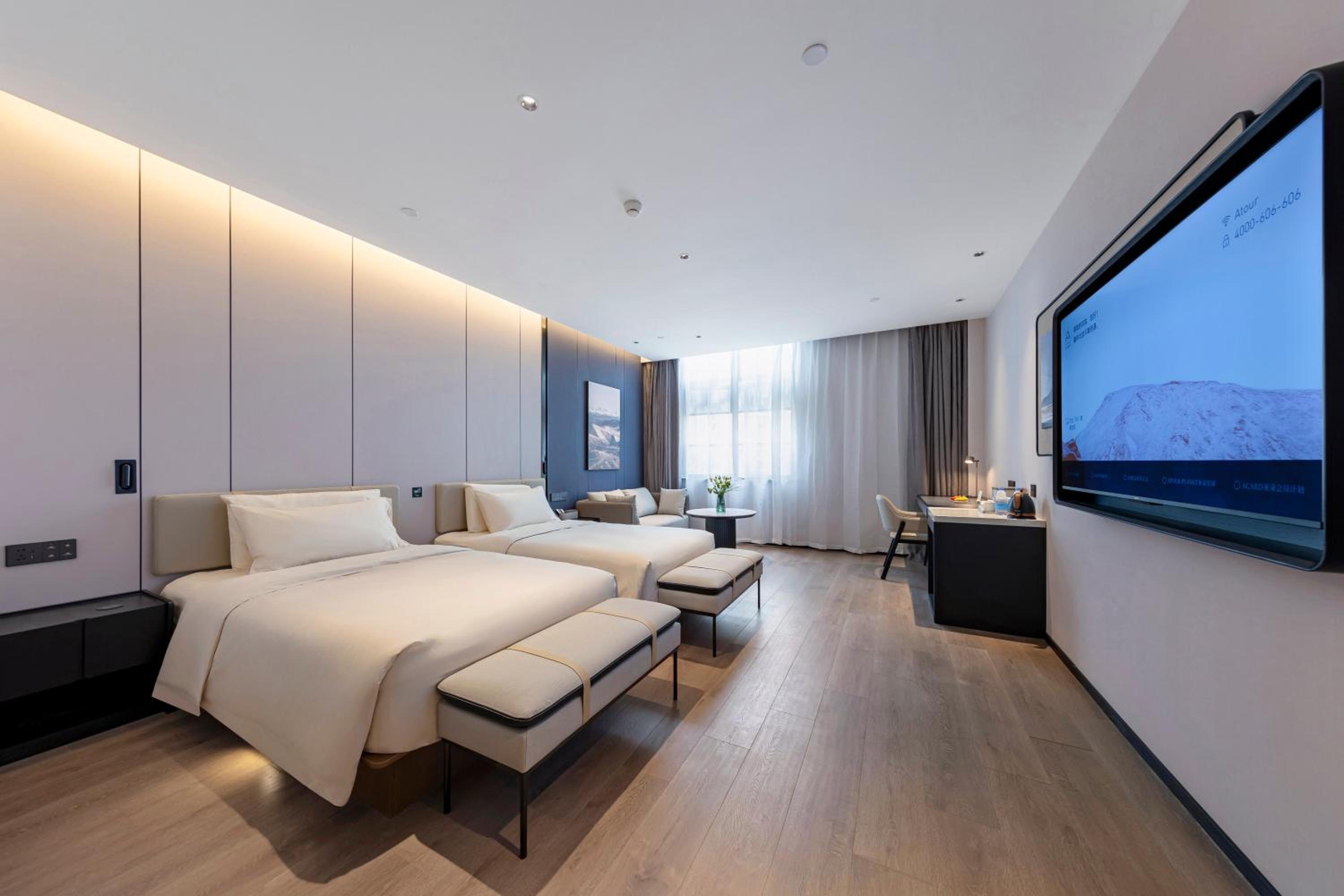Premier Twin Room photo 3