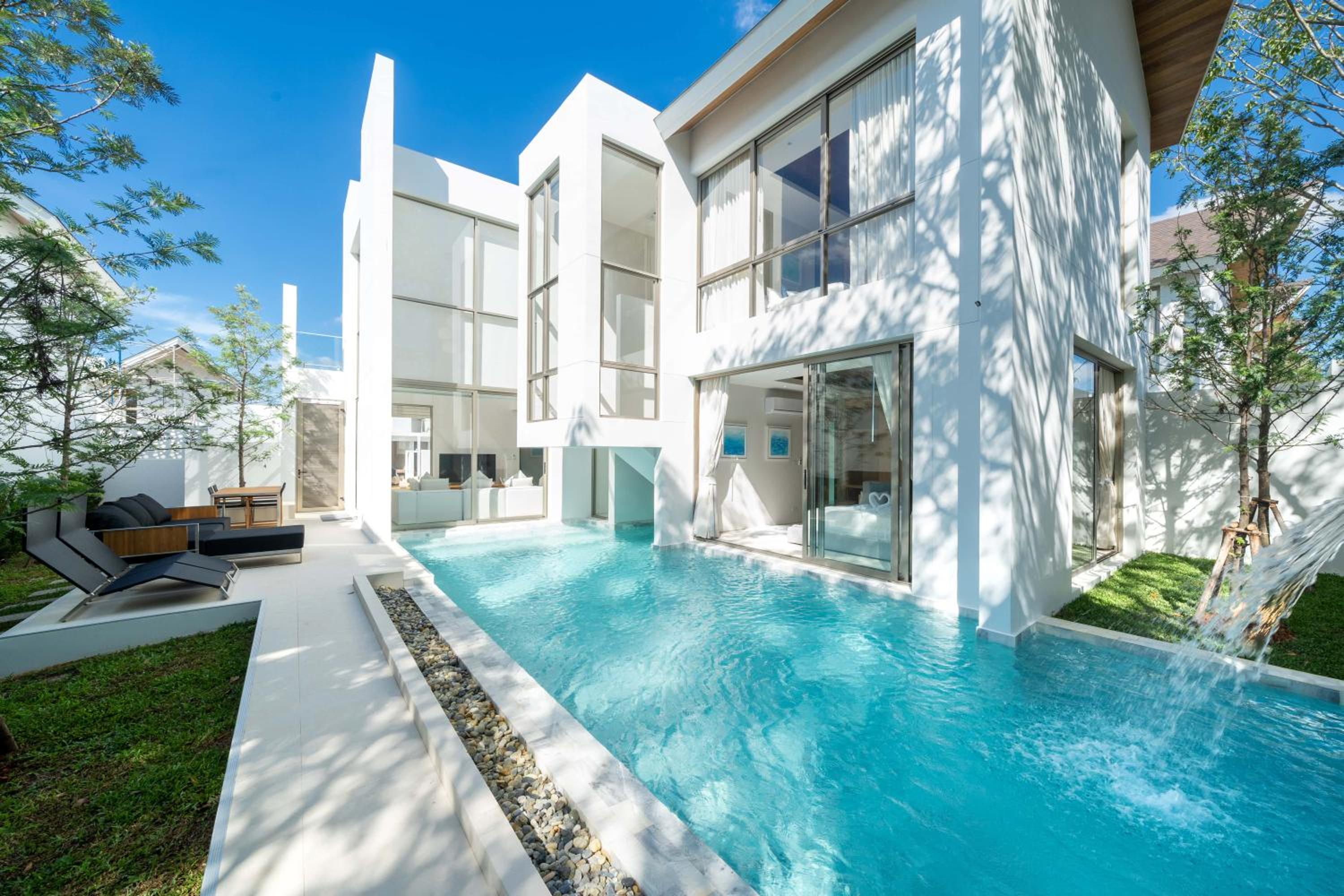 Three-Bedroom Villa photo 1