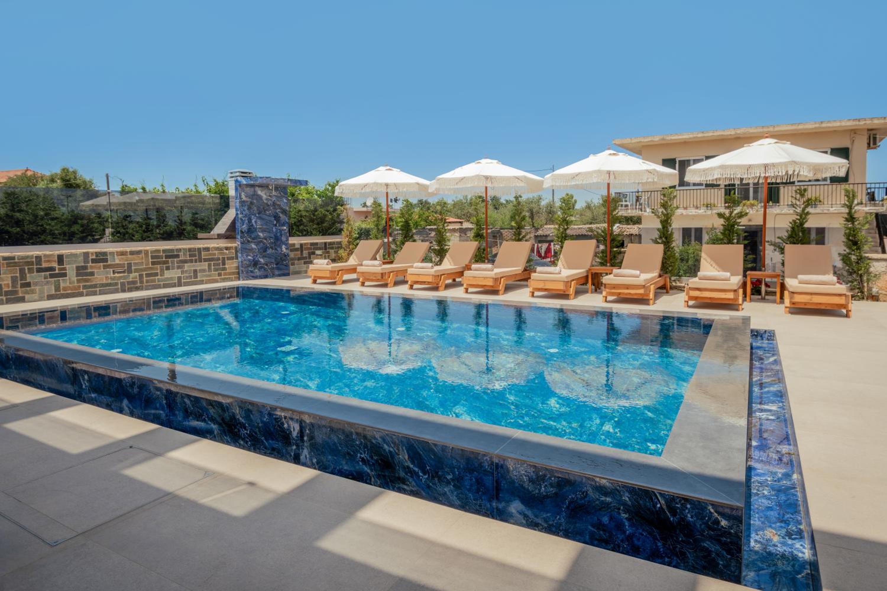 Deluxe Villa photo 3
