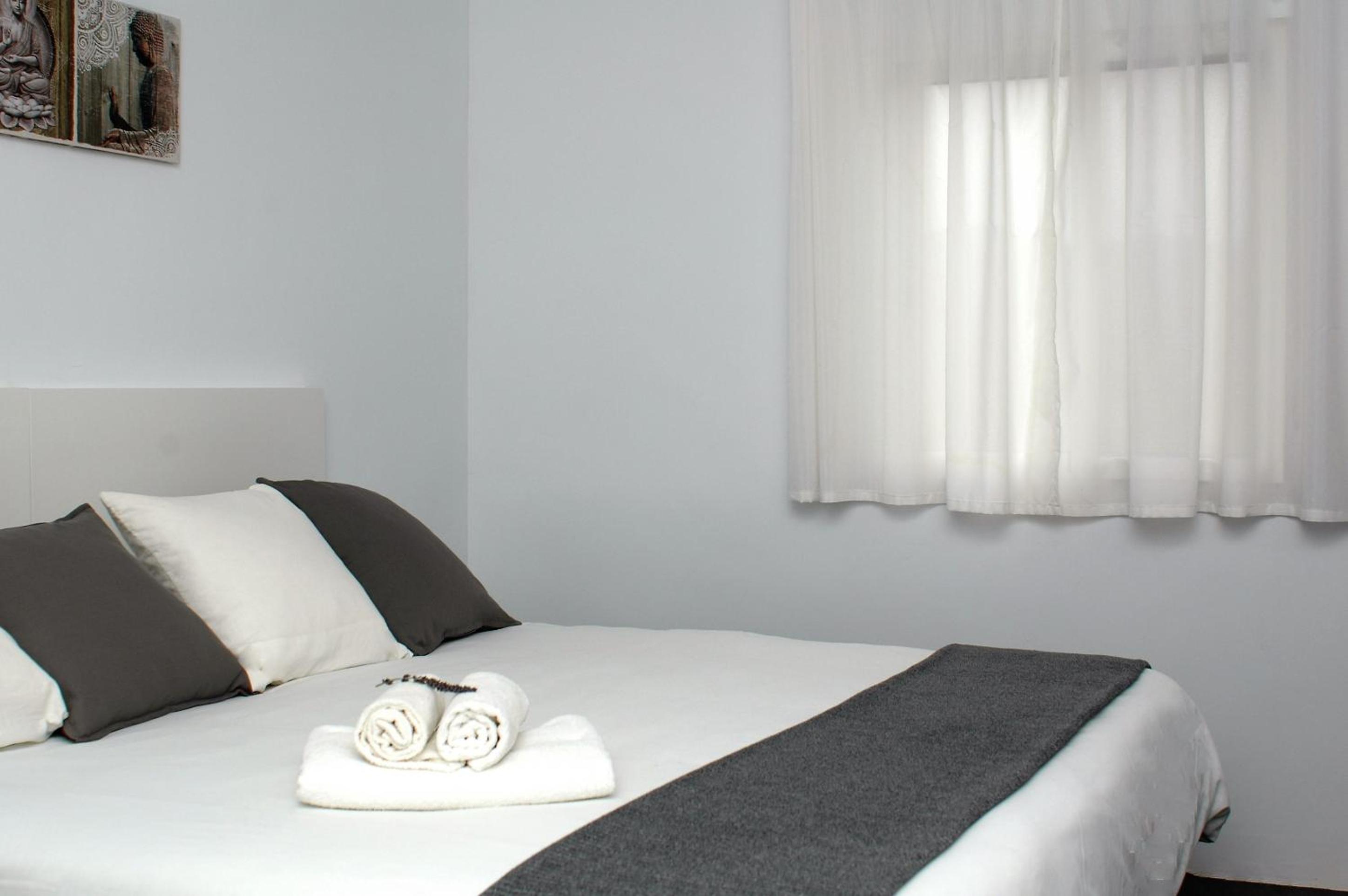 Standard Queen Room photo 3