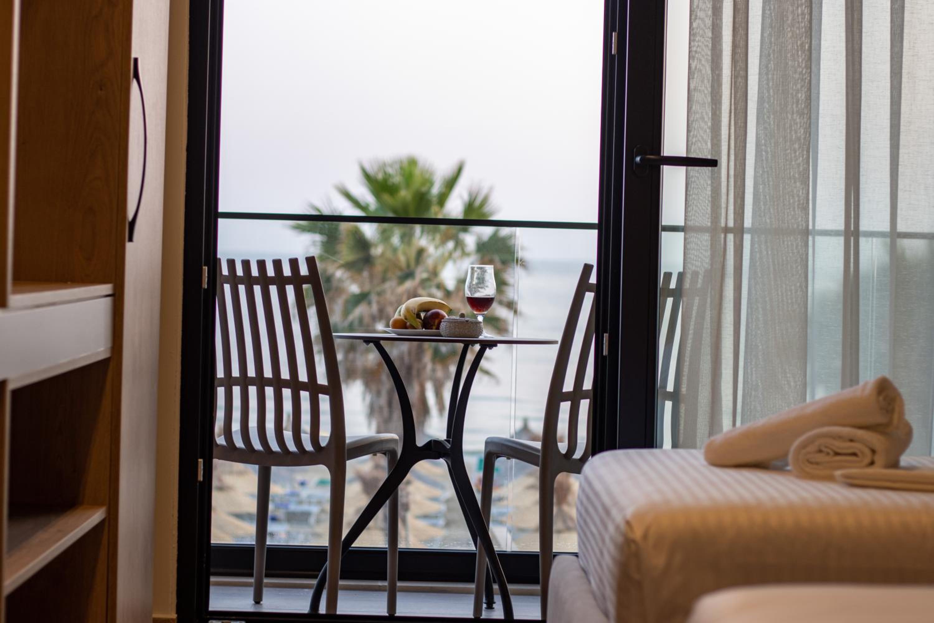 Triple Room with Sea View photo 3
