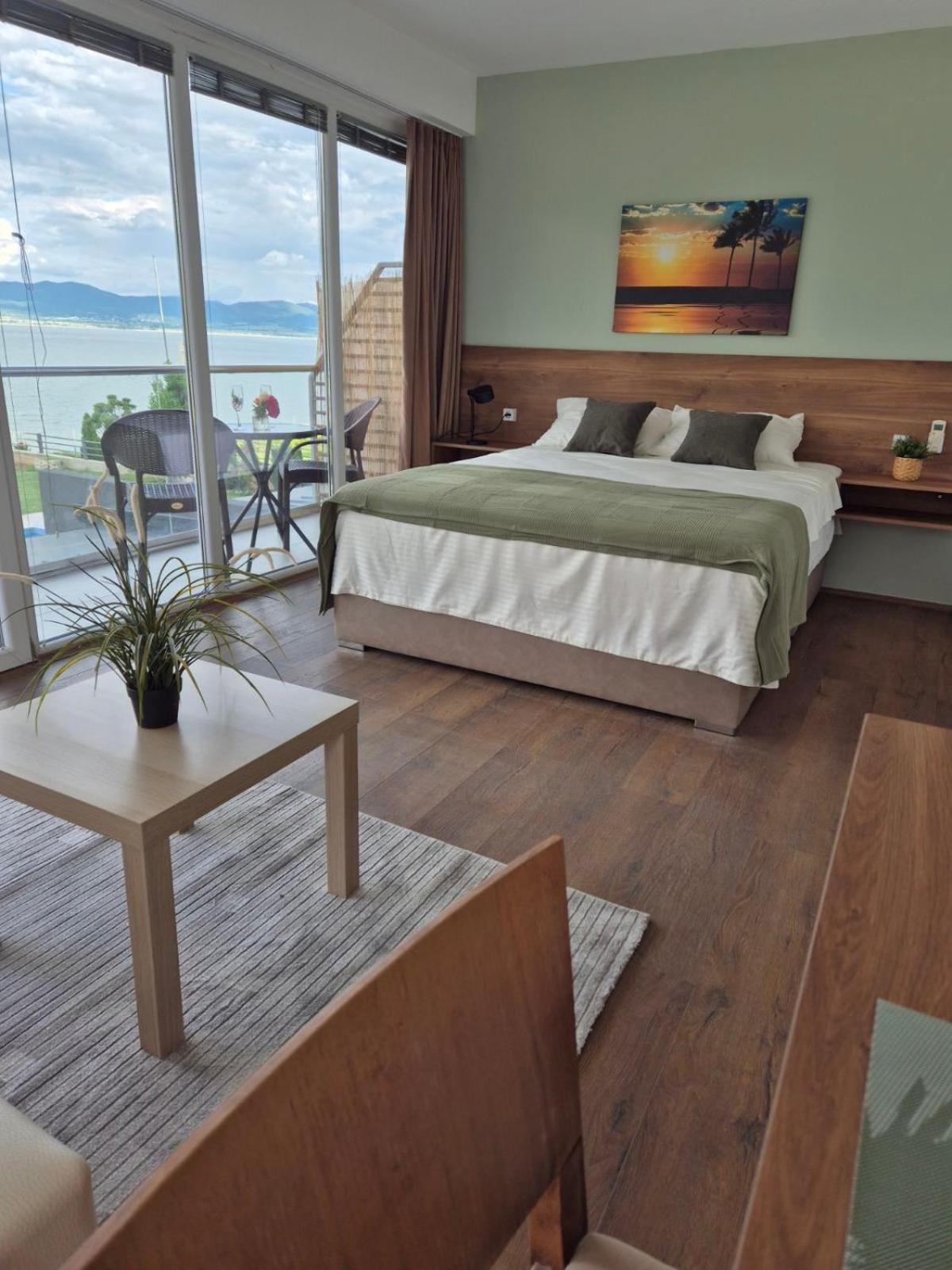 Quadruple Room with Balcony photo 2