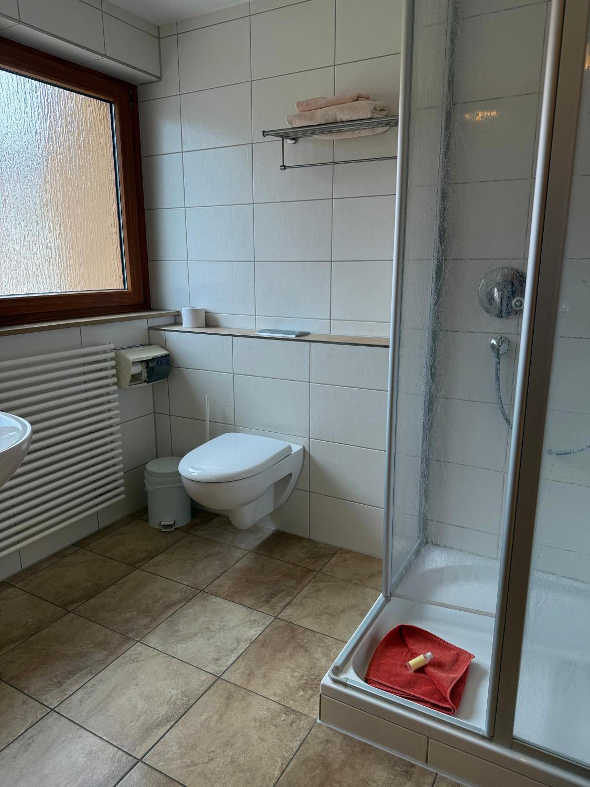 Single Room photo 2