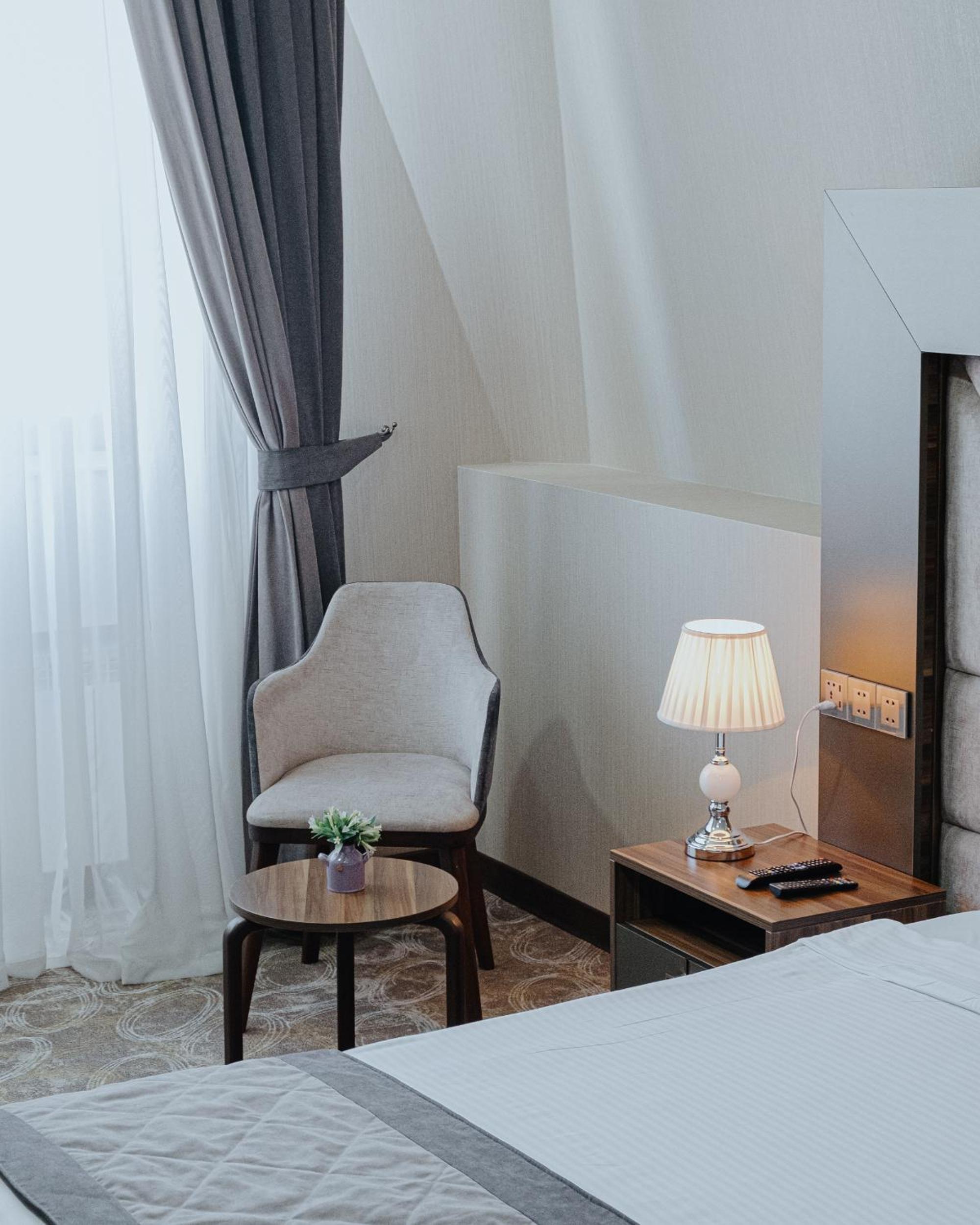 Deluxe Double Room with Two Double Beds photo 3