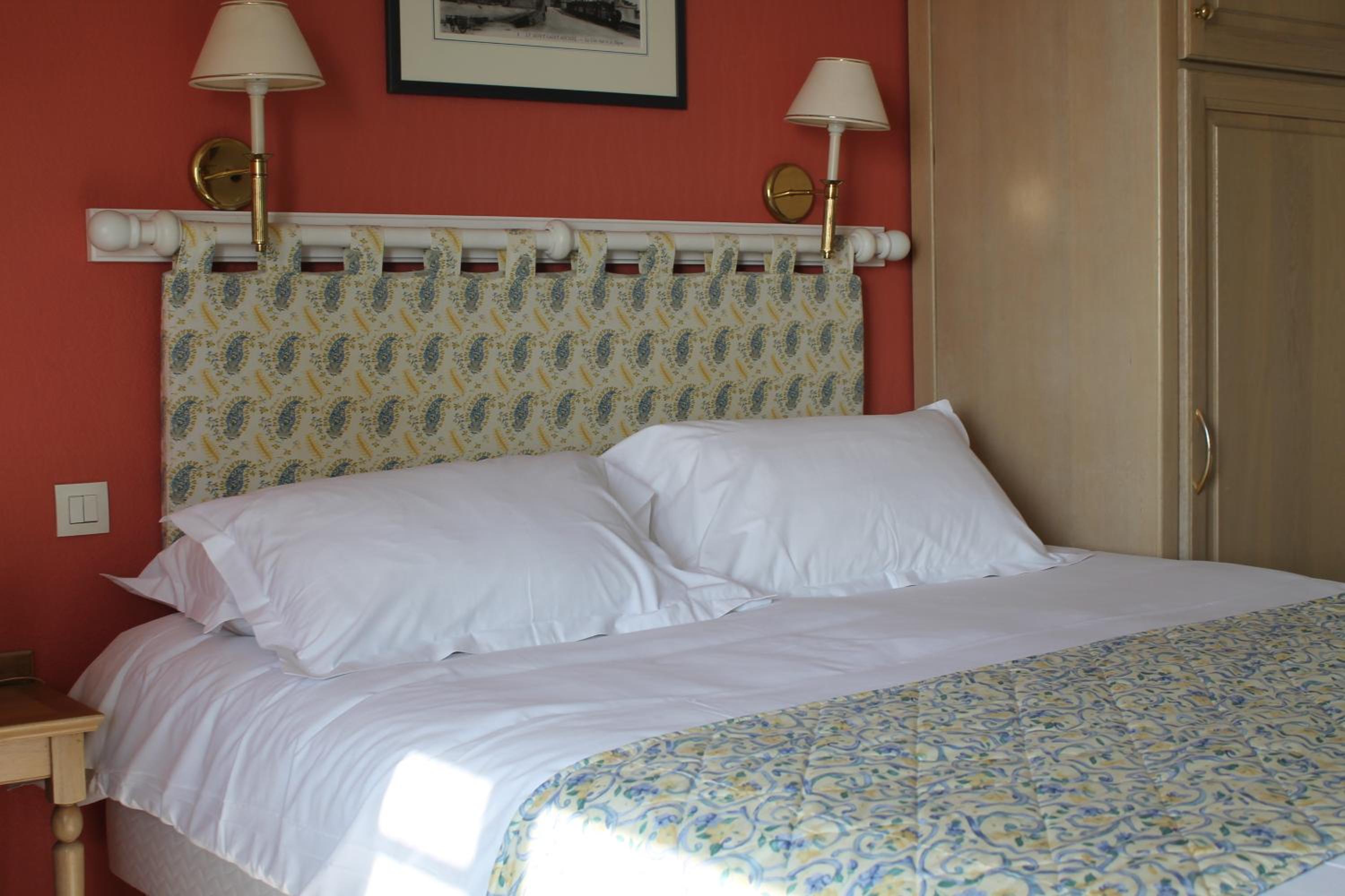 Double Room Court View photo 1