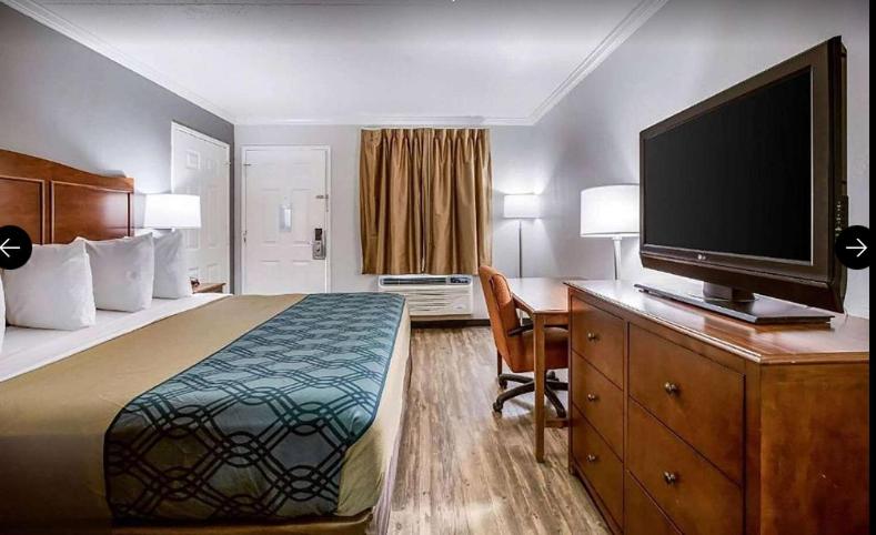 Efficiency Suite with One King Bed - Non-Smoking - Photo 5