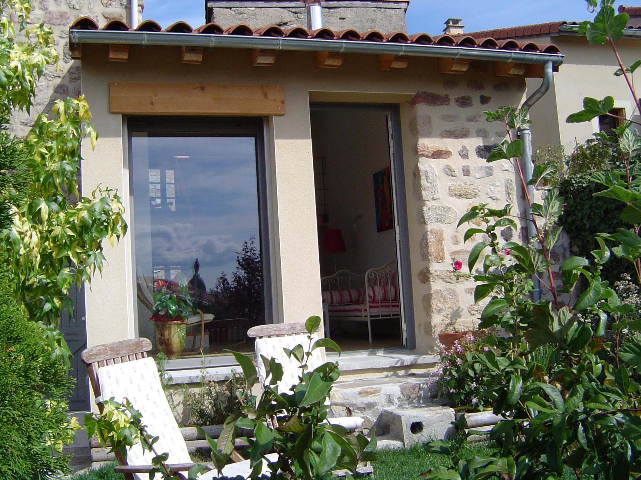 Two-Bedroom House photo 3
